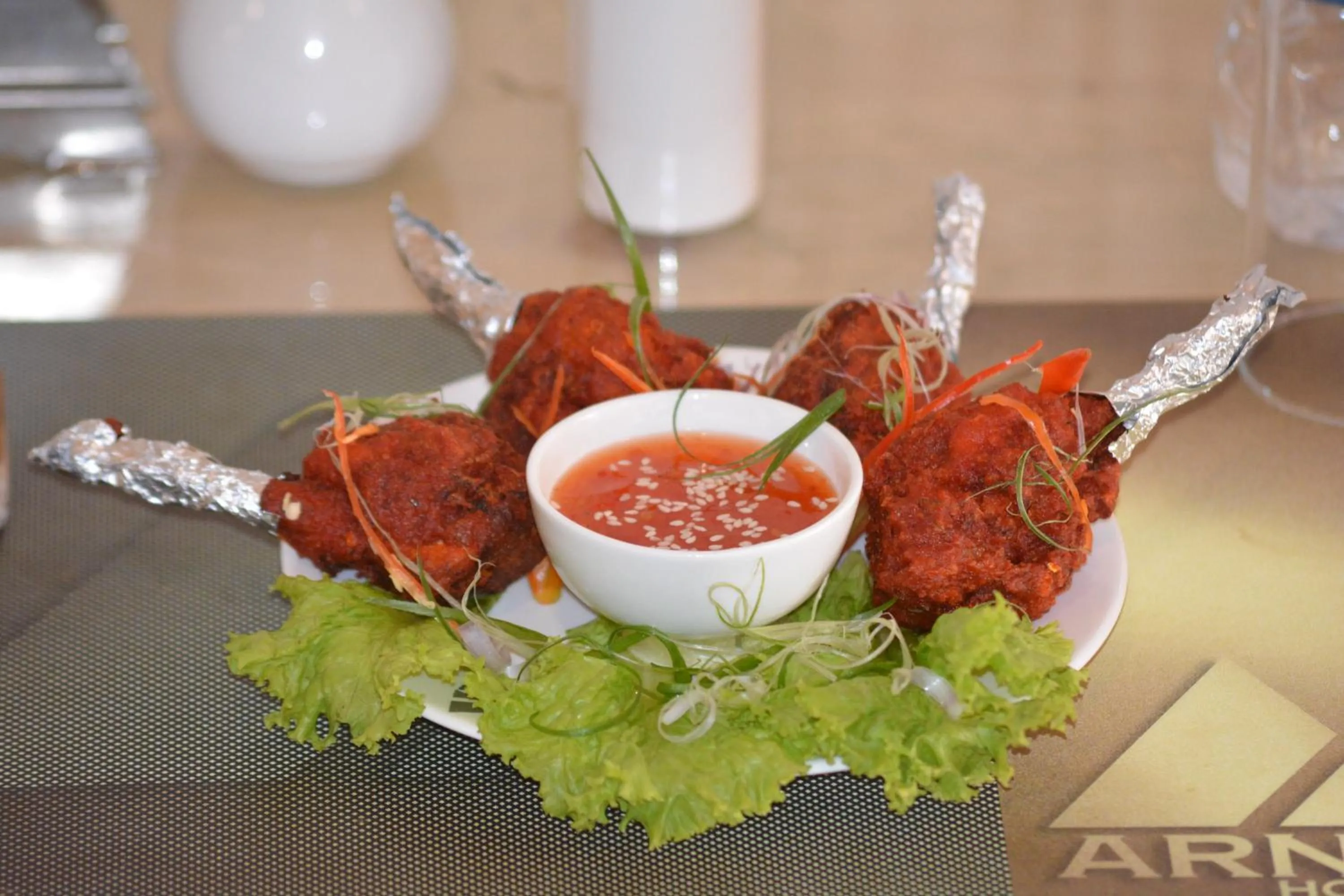 Restaurant/places to eat in Arna Hotel