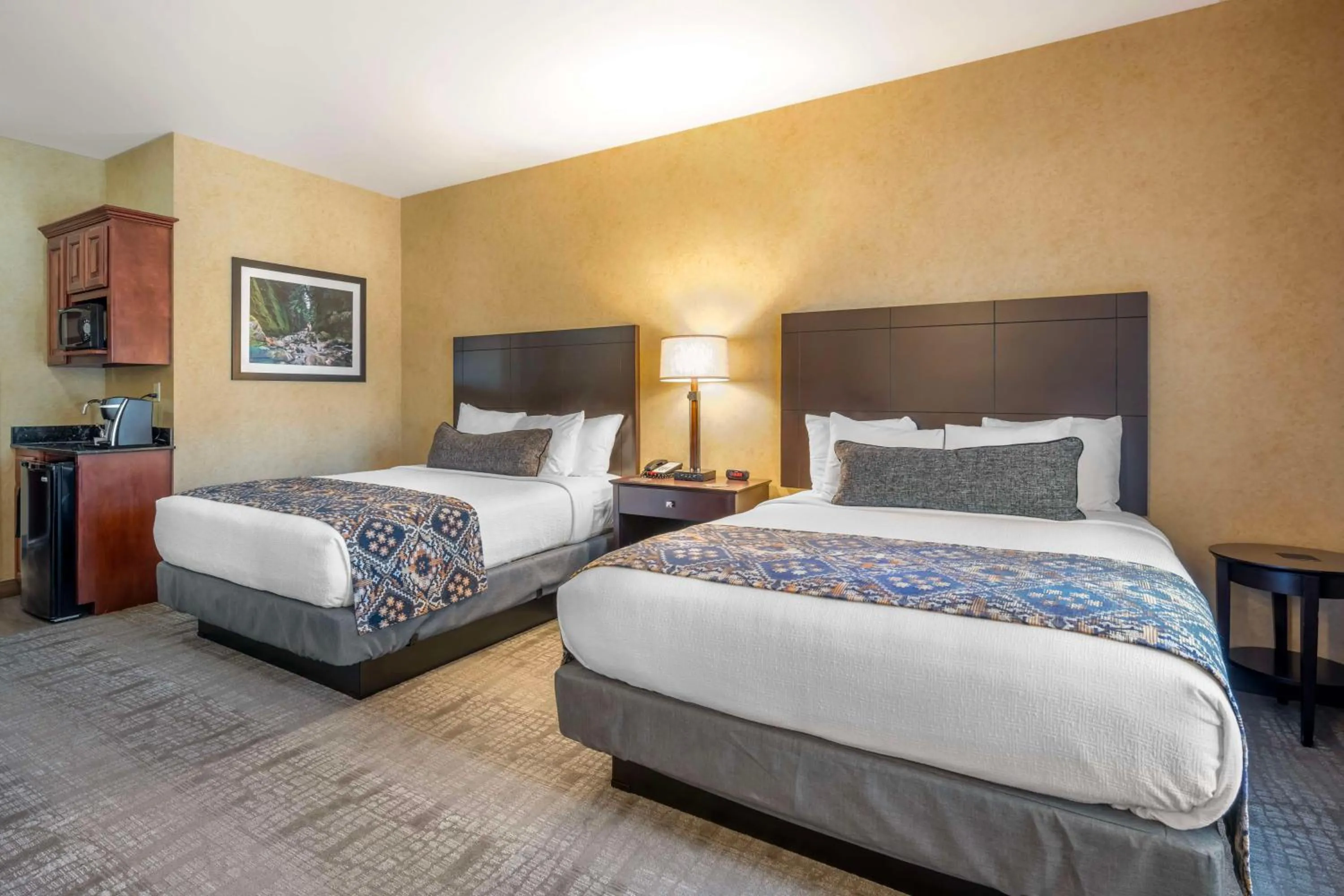 Bedroom, Bed in Best Western Plus Ponderay Mountain Lodge Sandpoint