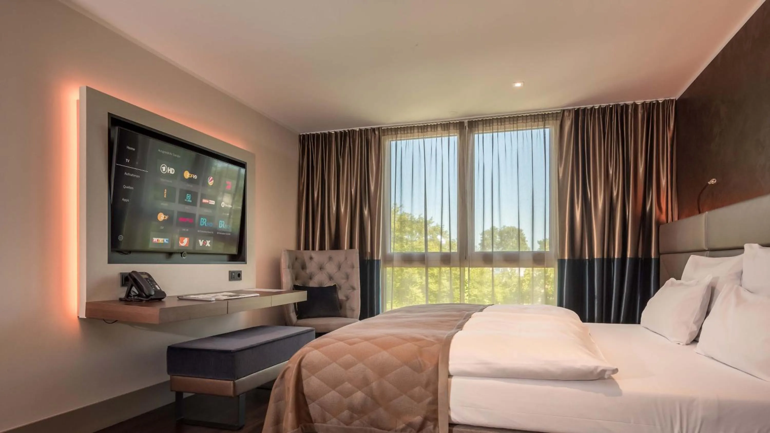 Bed in Innspire Hotel