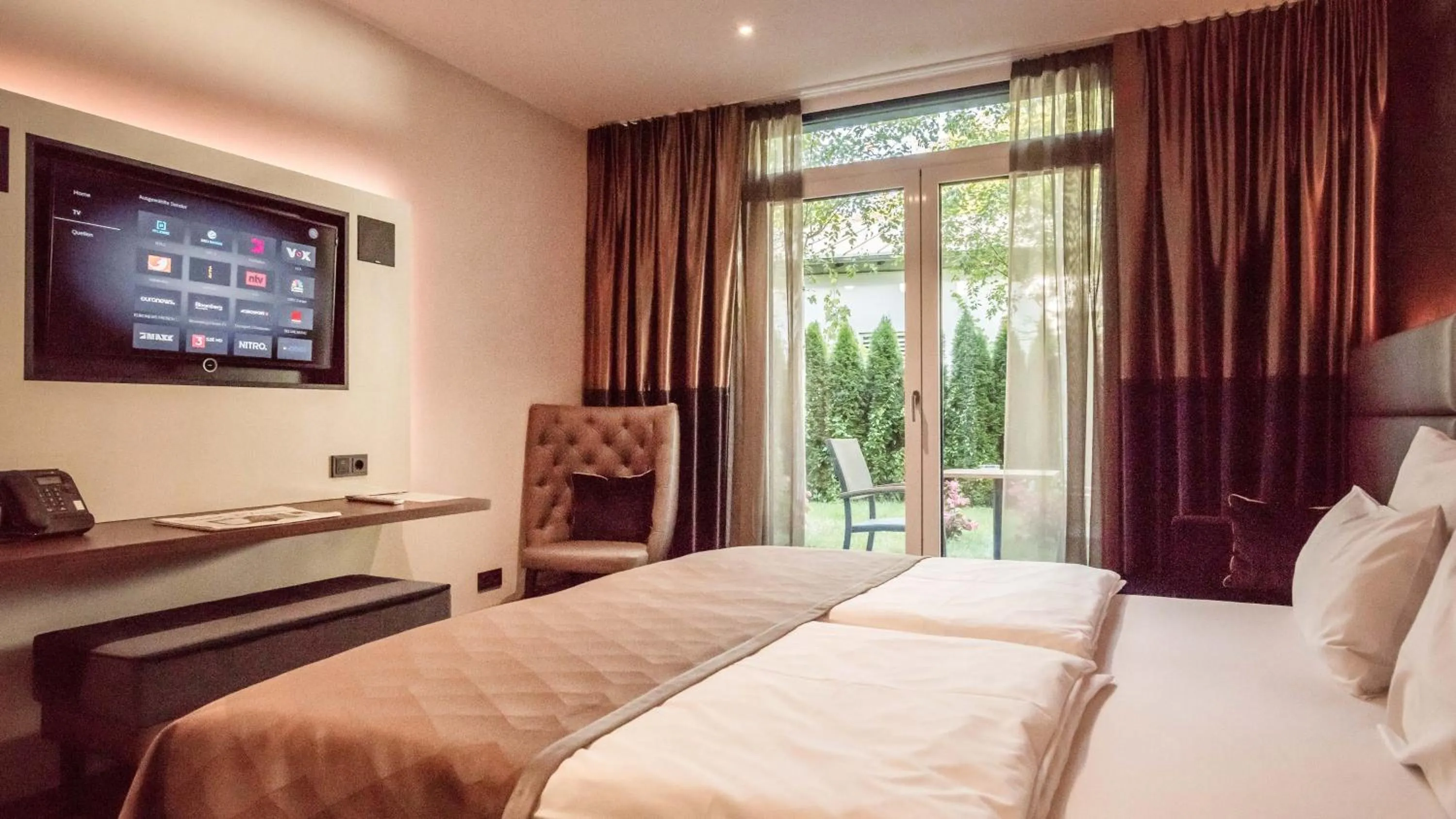 Bed in Innspire Hotel