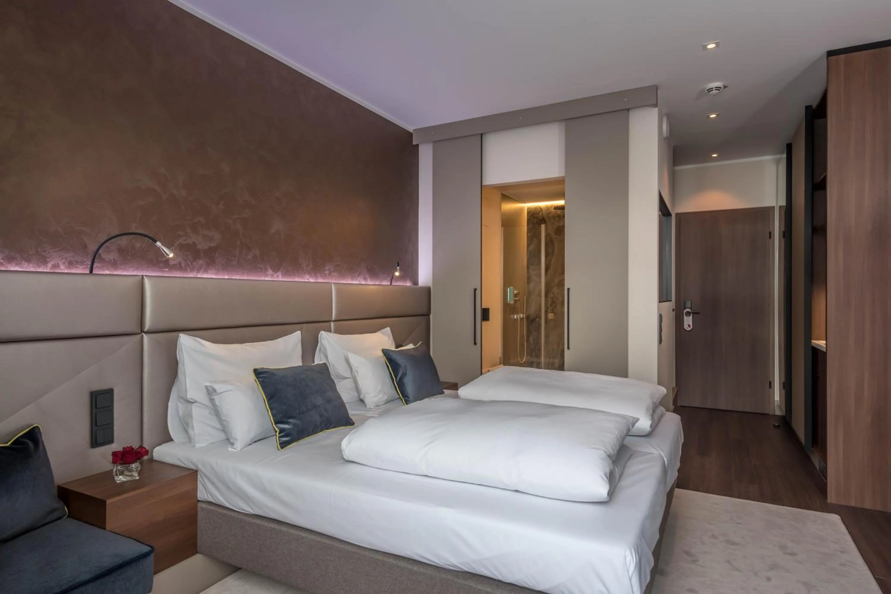 Bed in Innspire Hotel