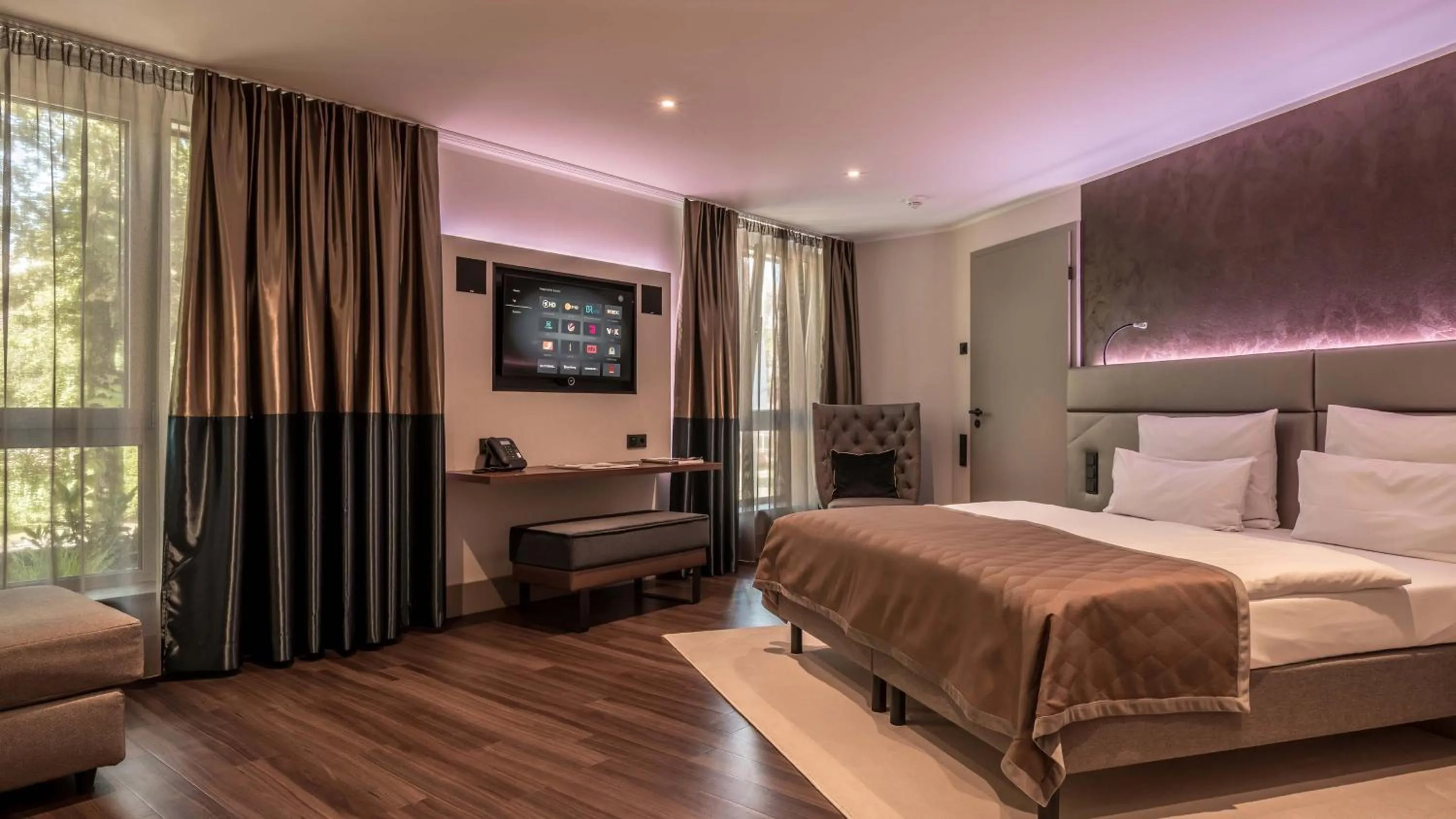 Bed in Innspire Hotel