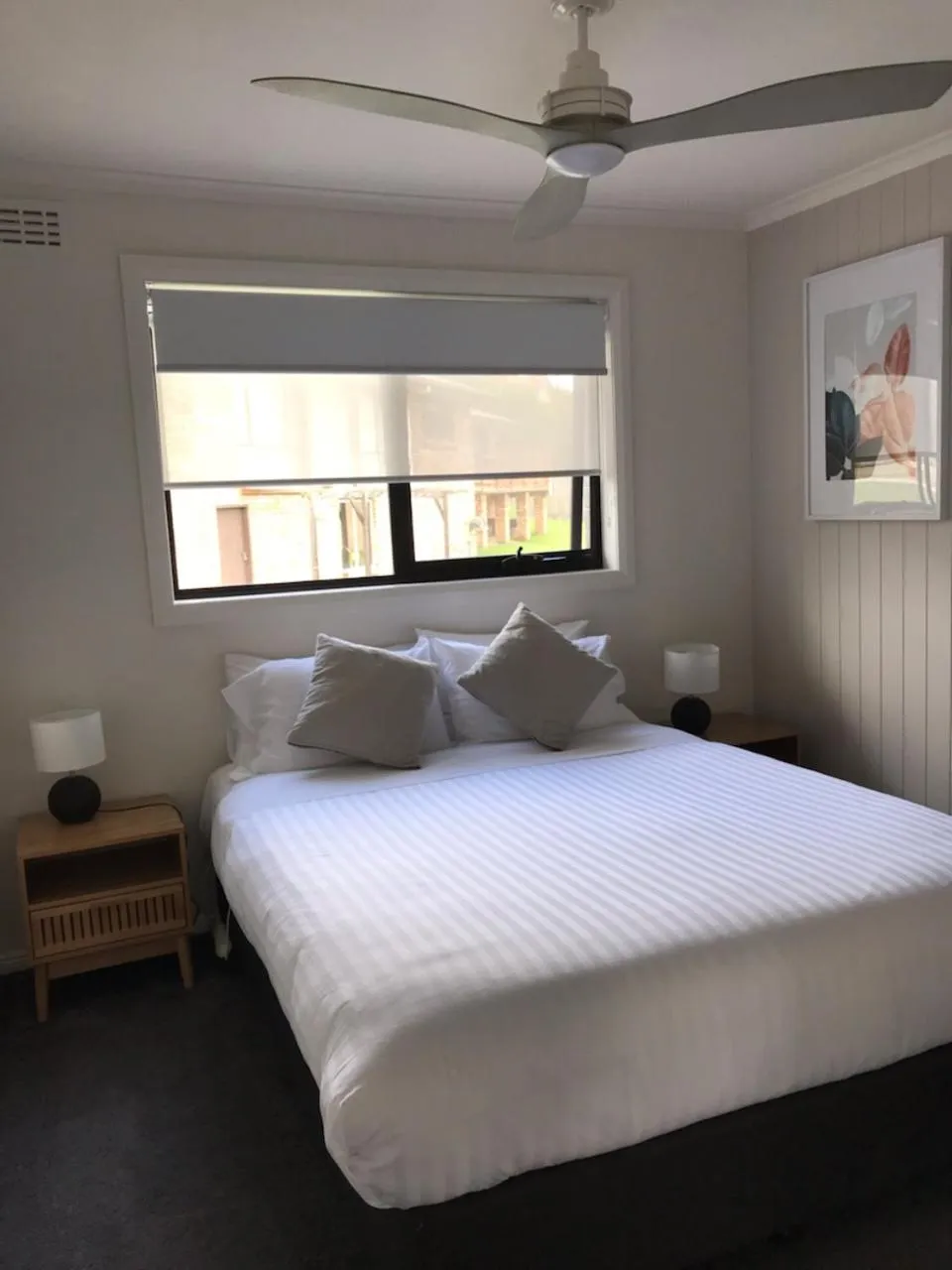 Bed in Georges Bay Apartments