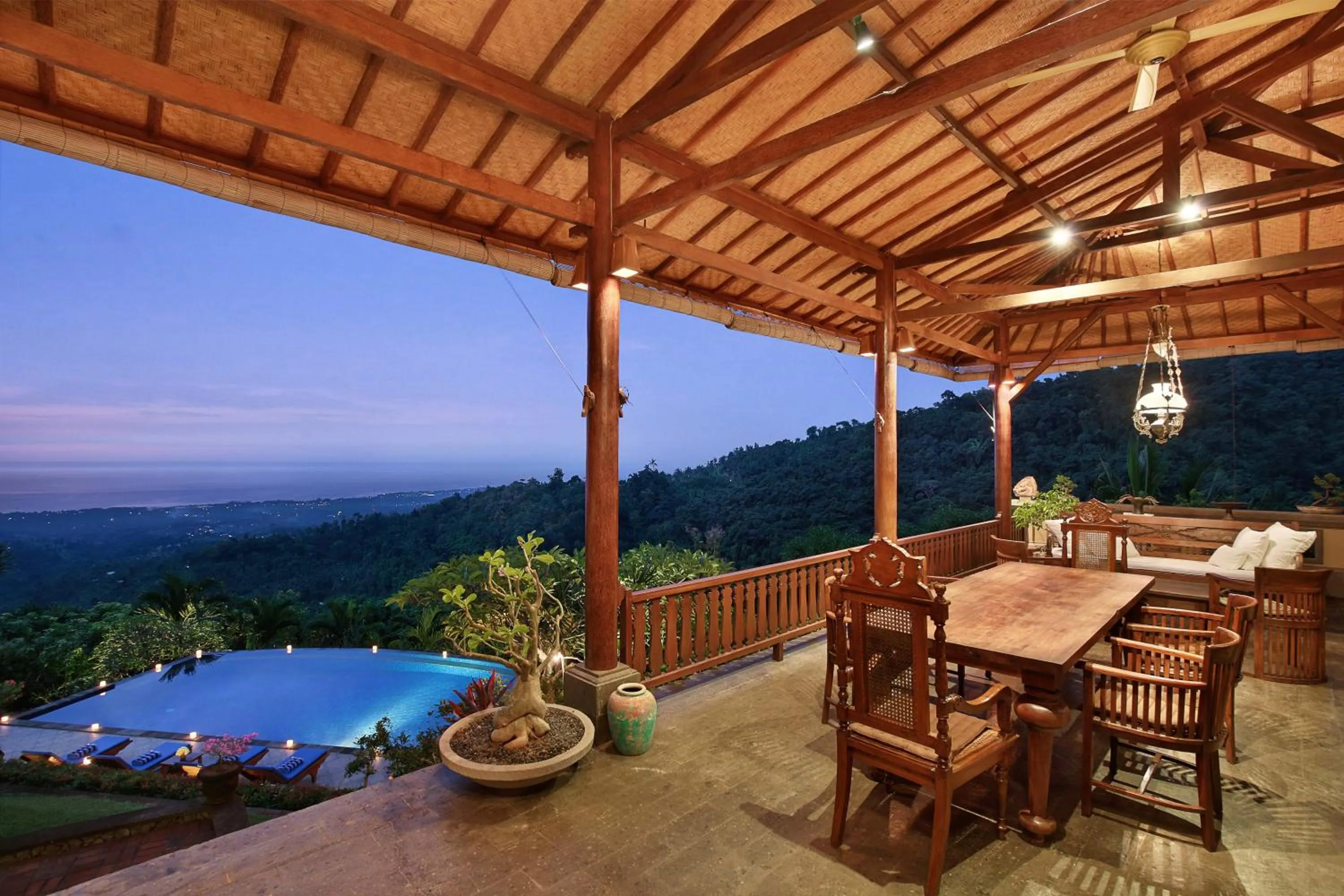 Dining area in Villa Patria