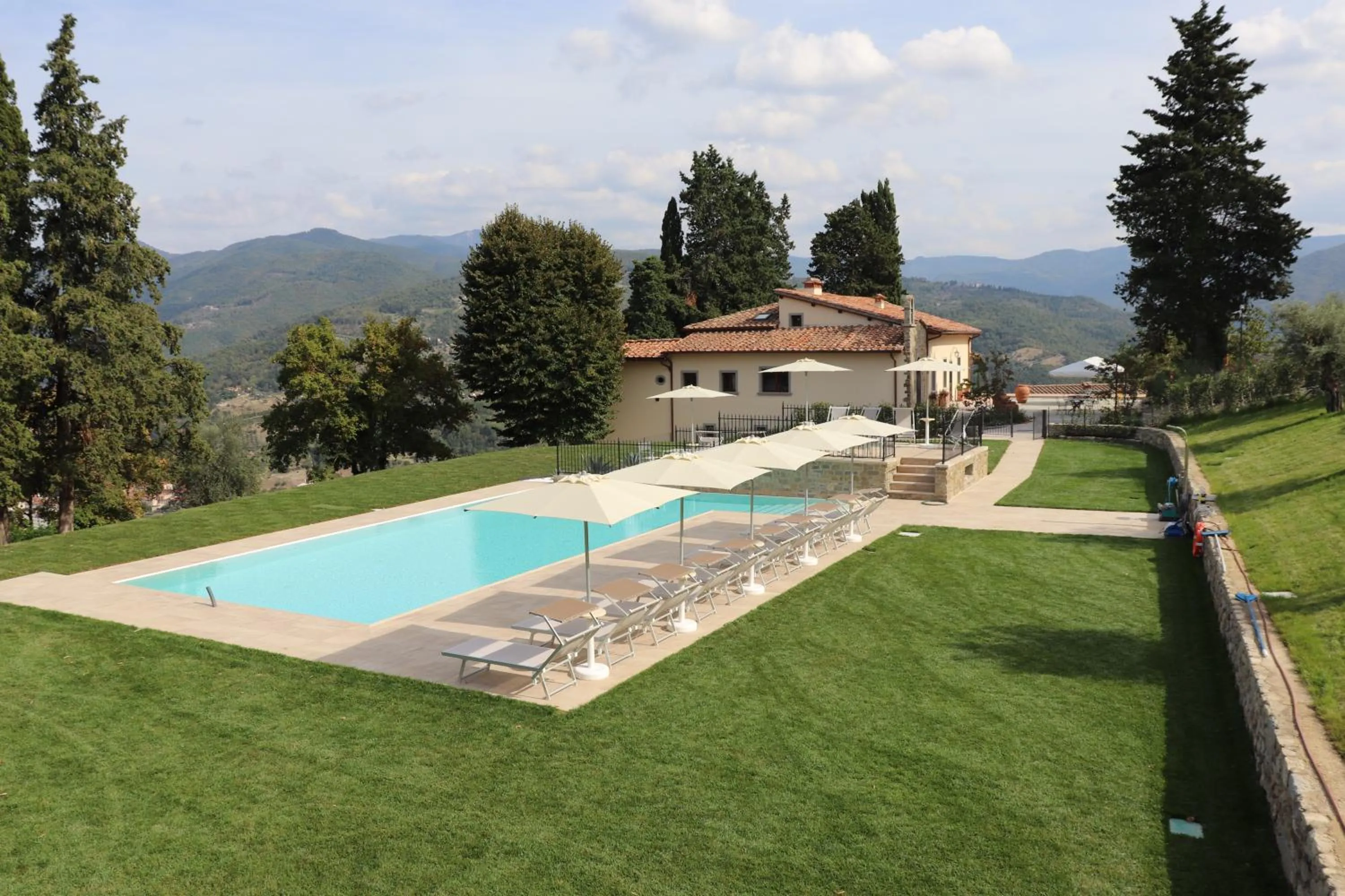 Pool view in Borgo di Villa Cellaia Resort & SPA