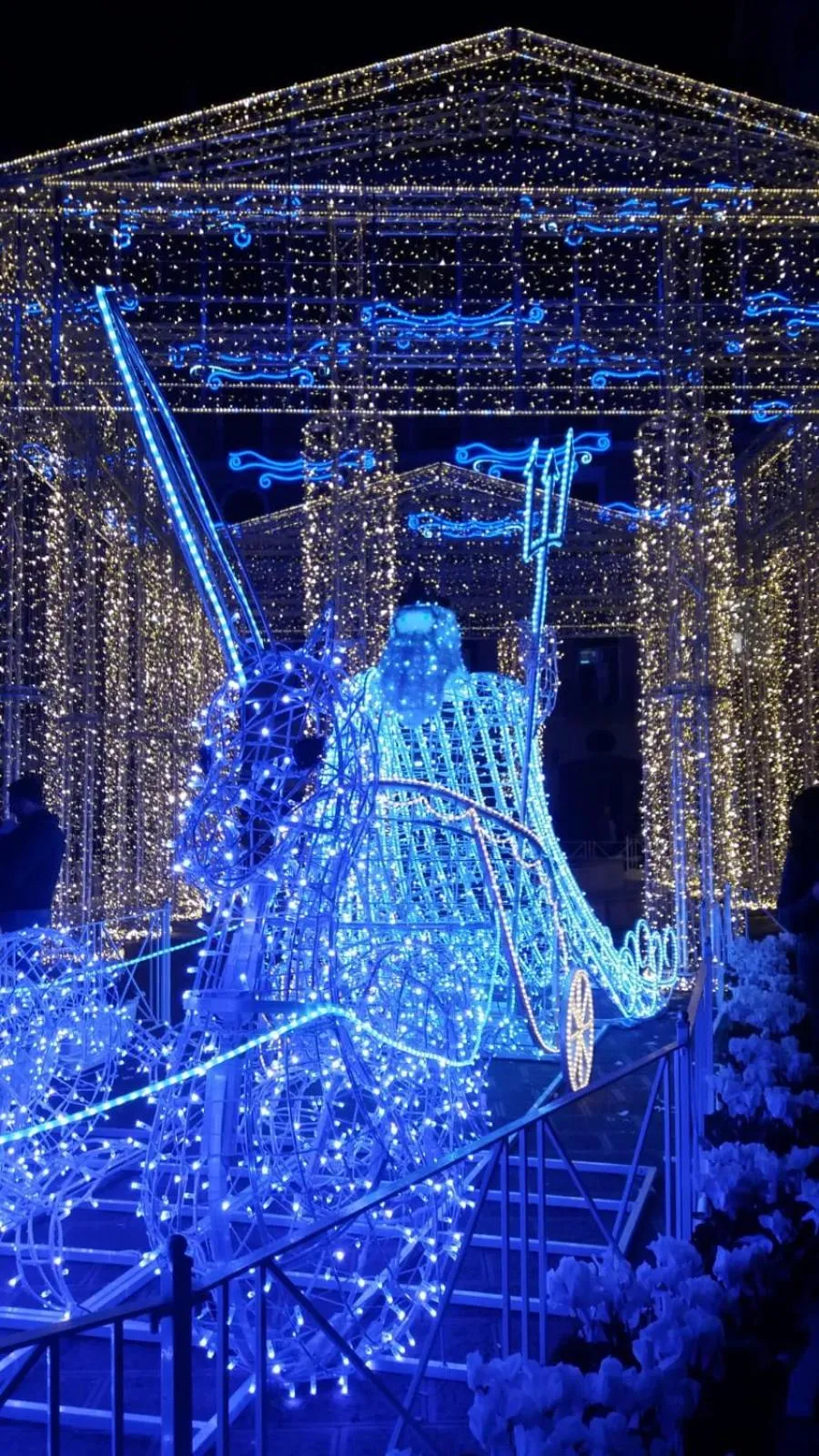 Property building in Barone Blu