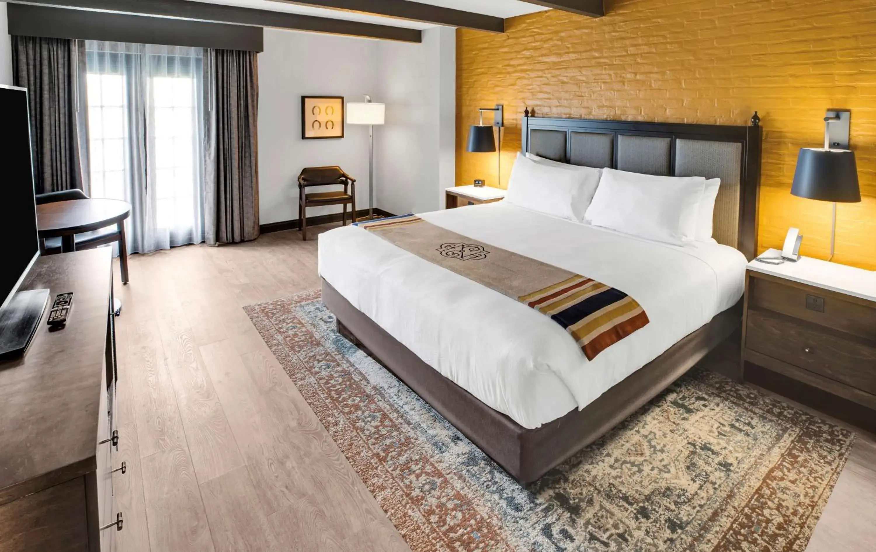 King Room in Estancia del Norte San Antonio, A Tapestry Hotel by Hilton King Room in Estancia del Norte San Antonio, A Tapestry Hotel by Hilton