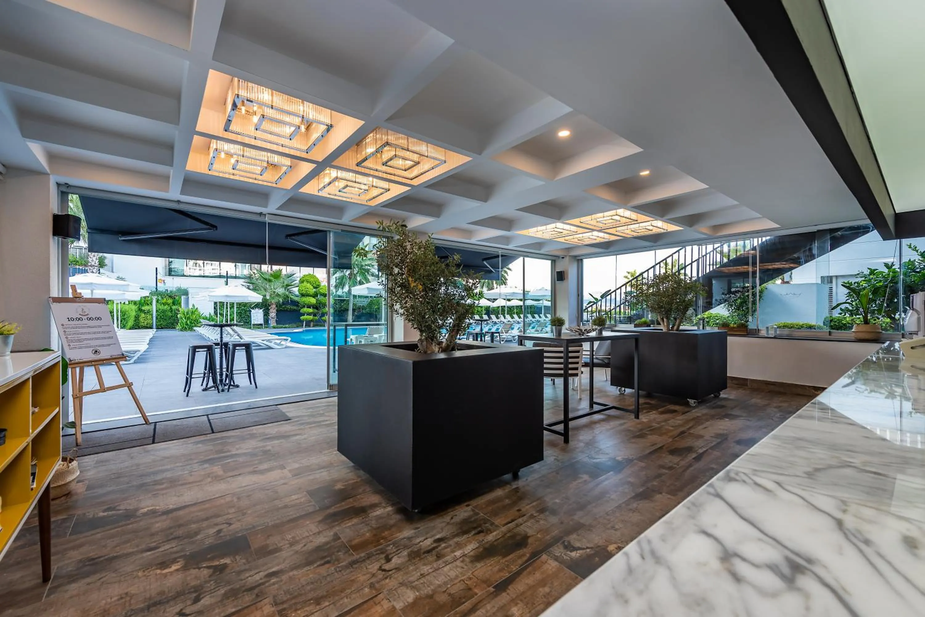 Meals in White City Resort Hotel - Ultra All Inclusive