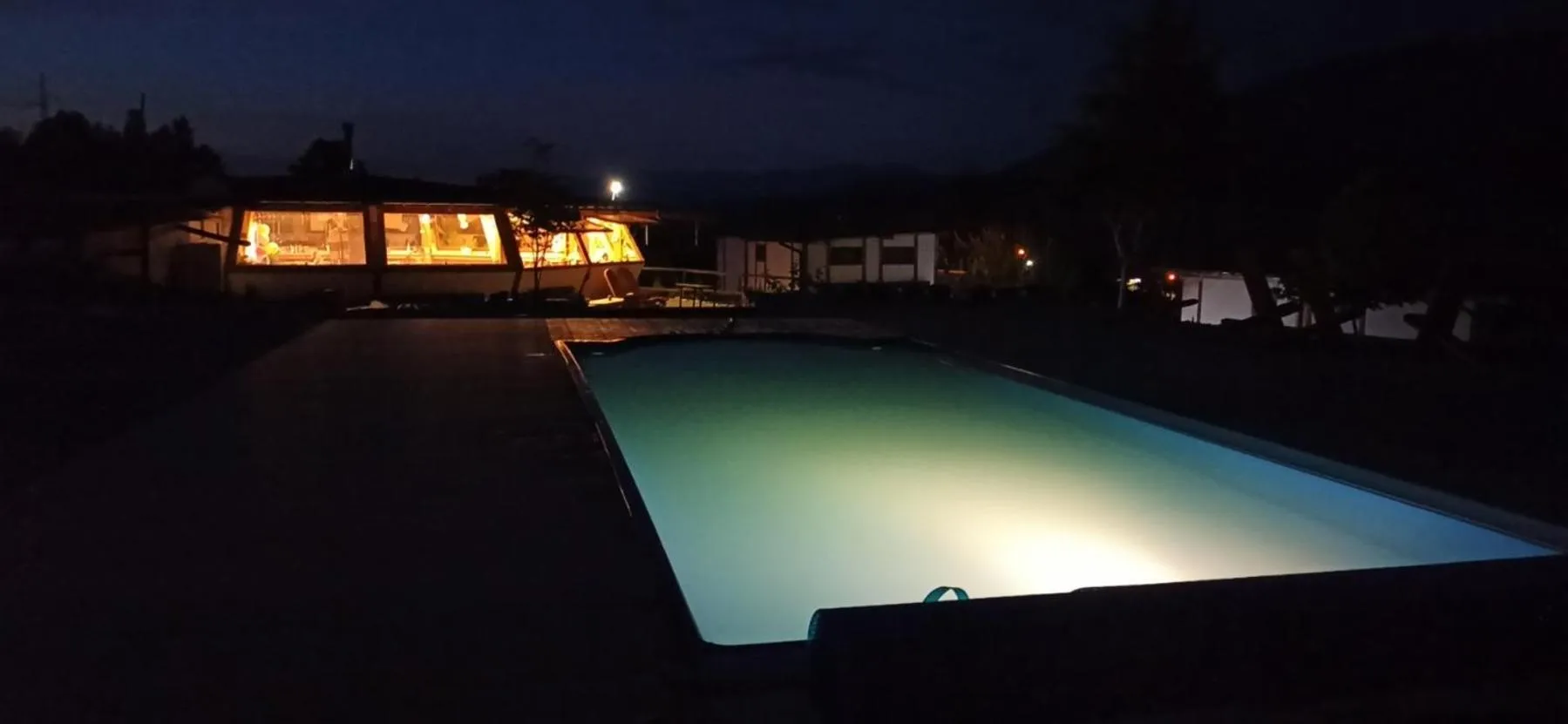 Swimming pool in Debeli Dab