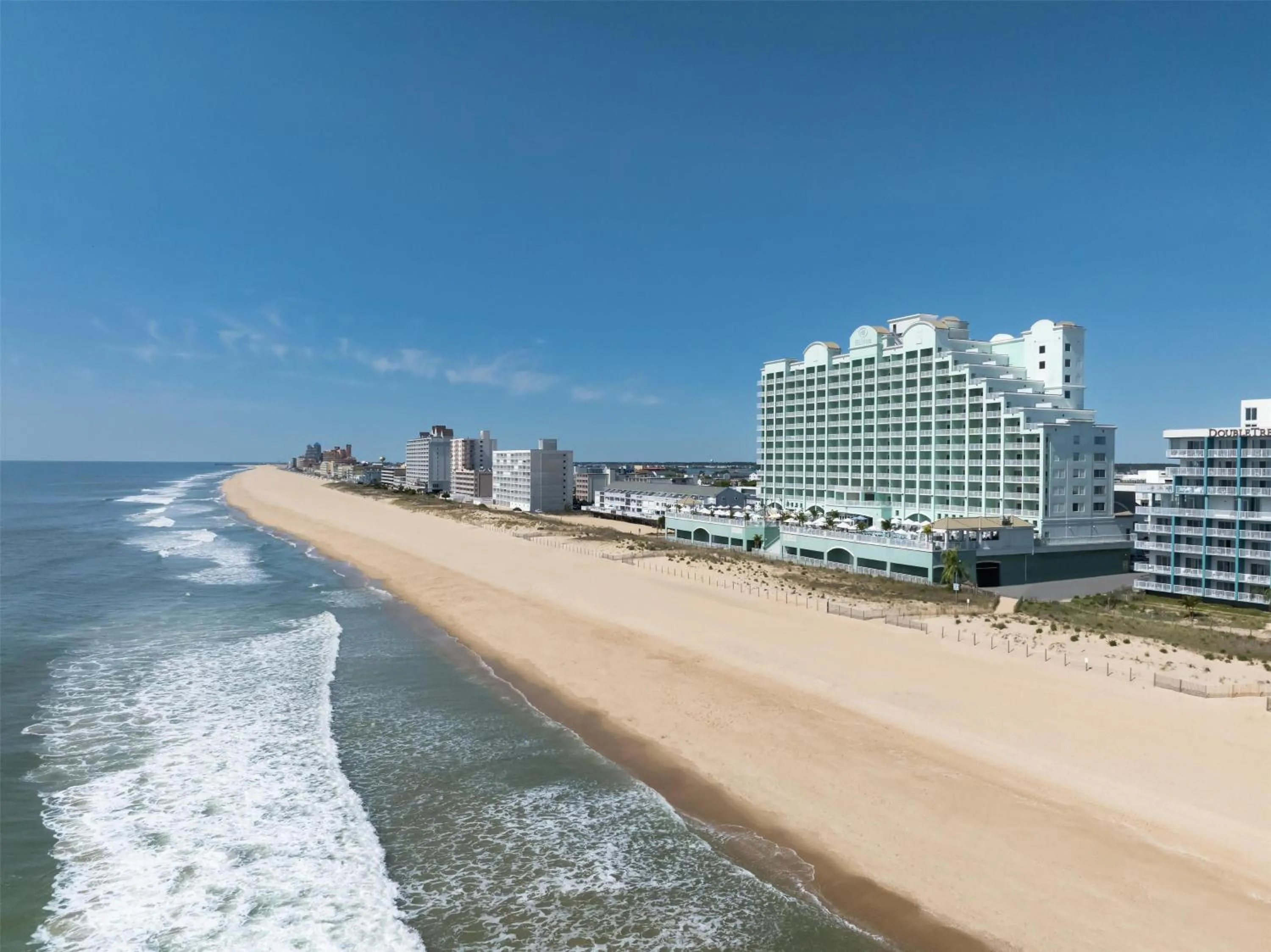 Property building in Hilton Suites Ocean City Oceanfront