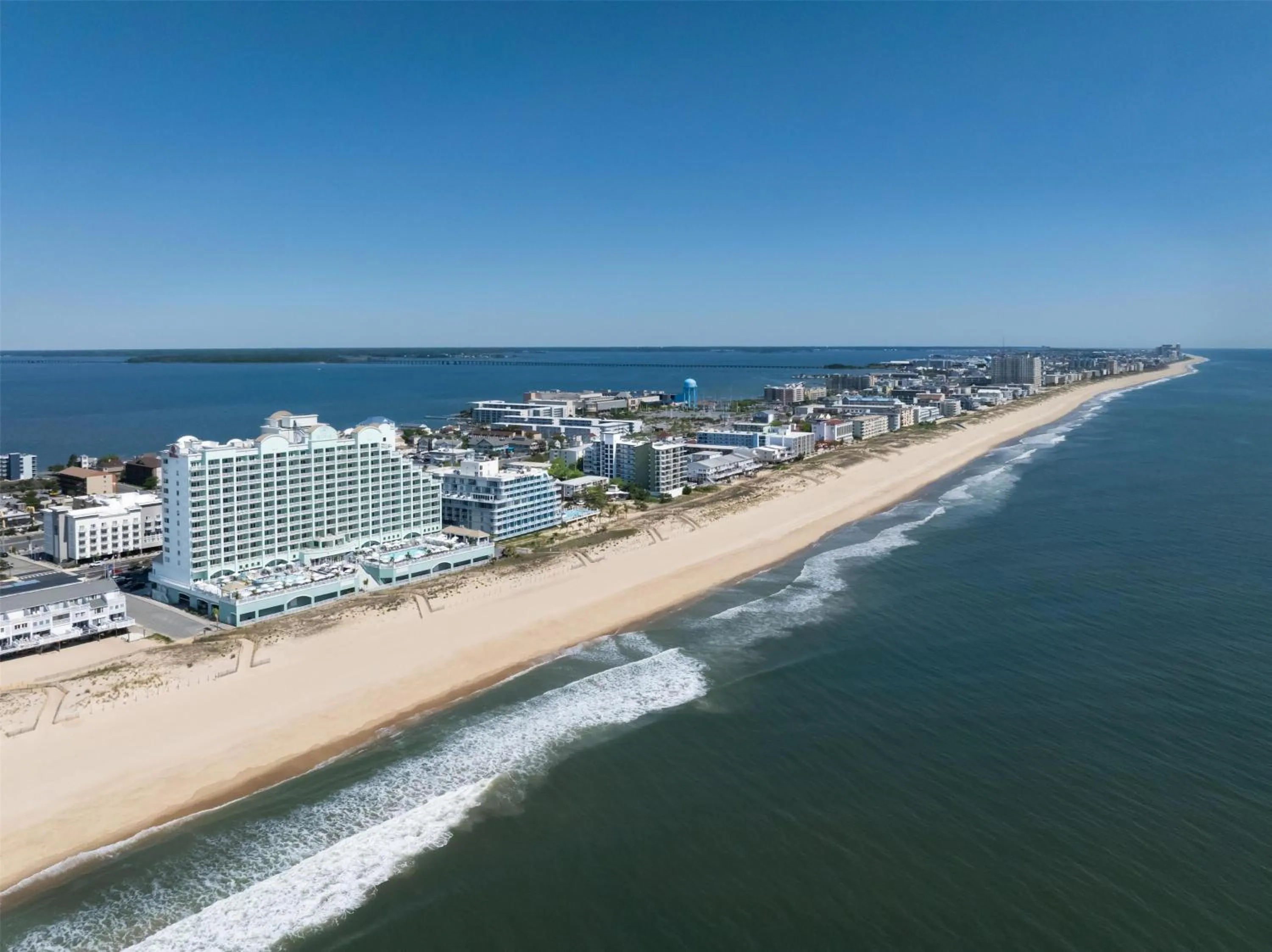 Property building in Hilton Suites Ocean City Oceanfront