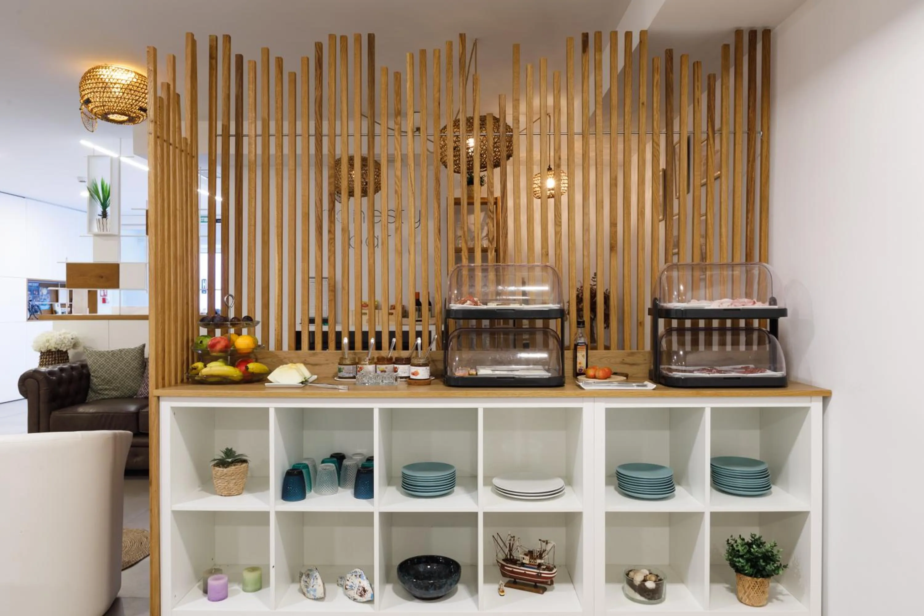 Breakfast in Hotel hcp