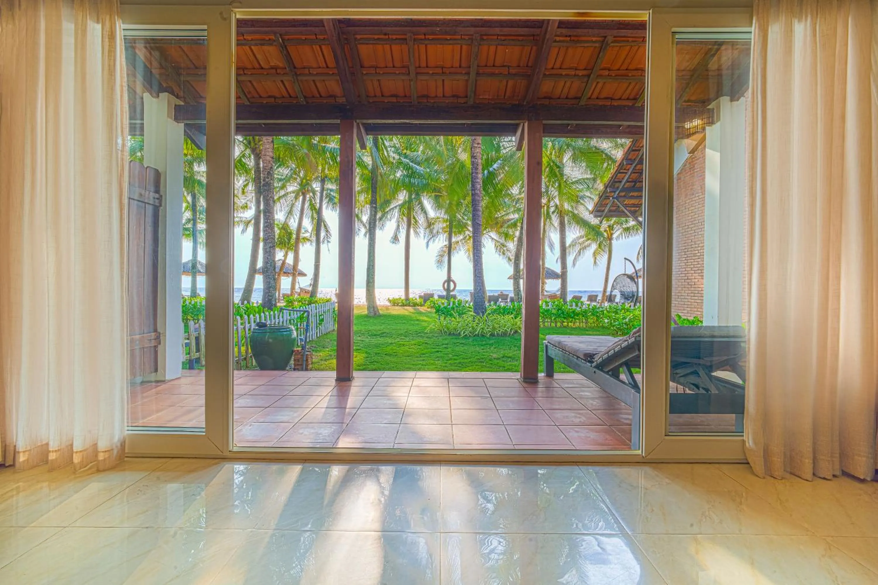 Famiana Resort & Spa - Breakfast is served as Brunch 6AM30 to 1PM