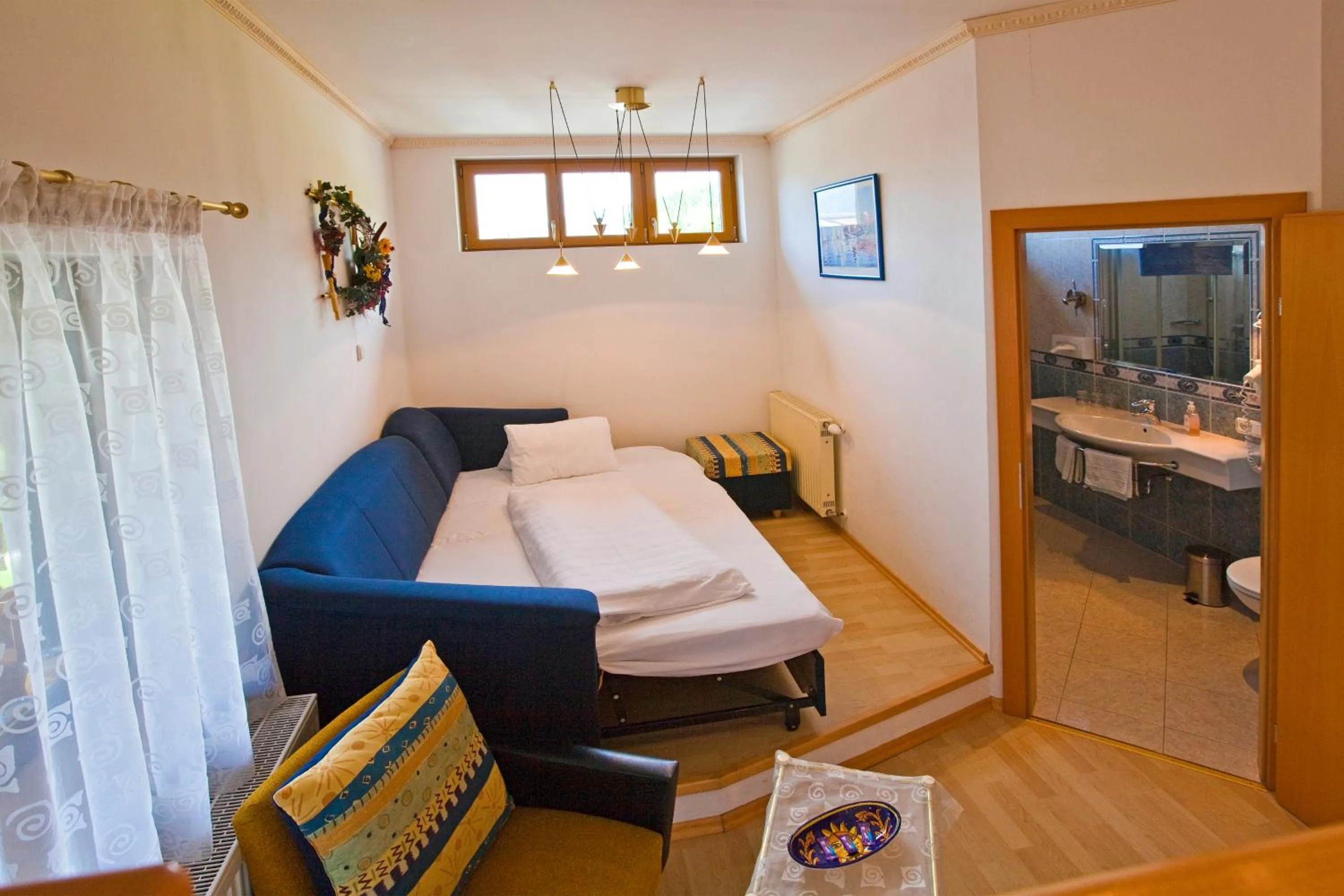 Bed in Hotel Garni Tannenhof