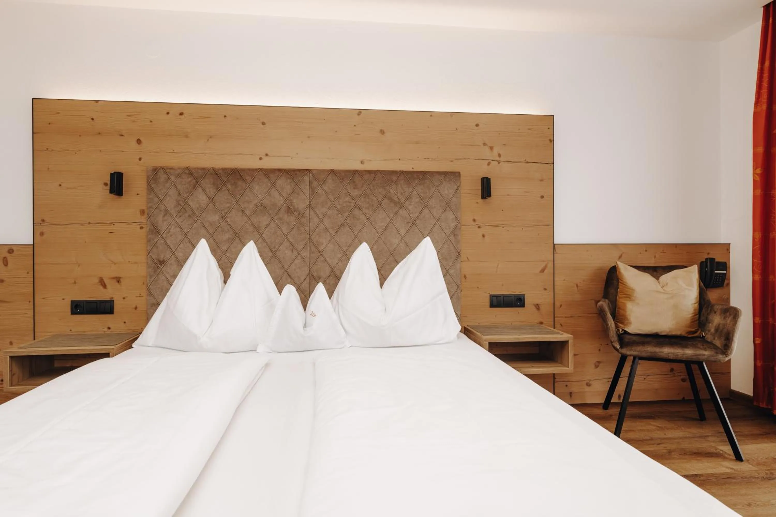 Bed in Hotel Garni Tannenhof