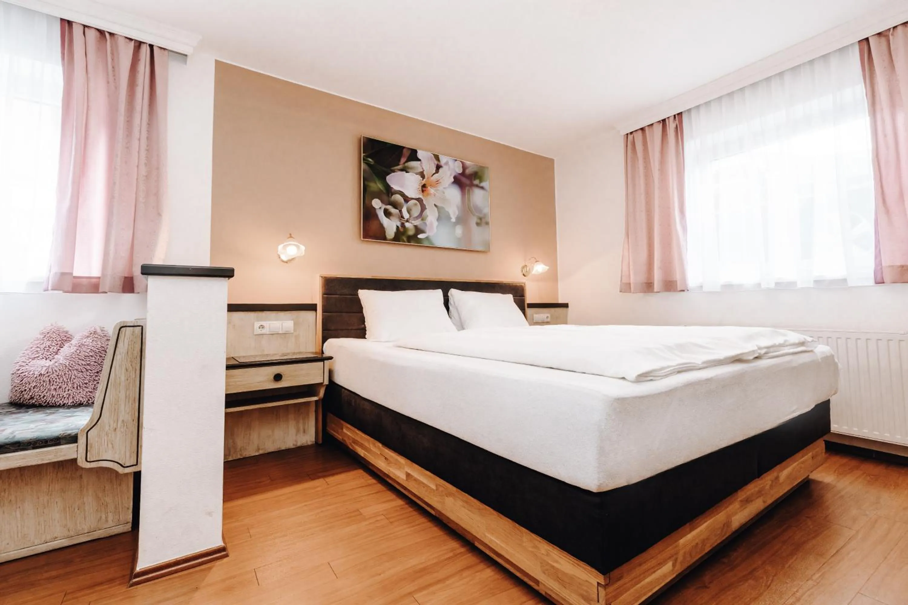 Bed in Hotel Garni Tannenhof