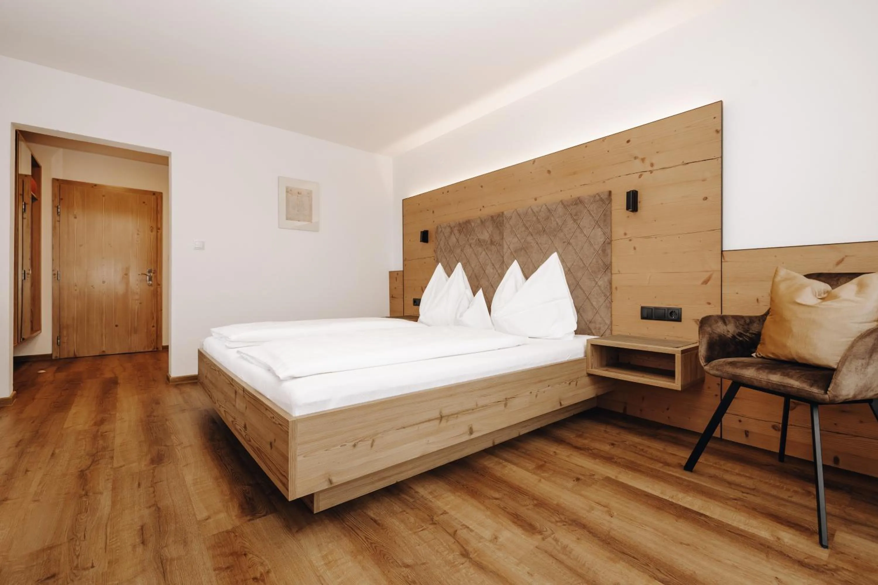 Bed in Hotel Garni Tannenhof