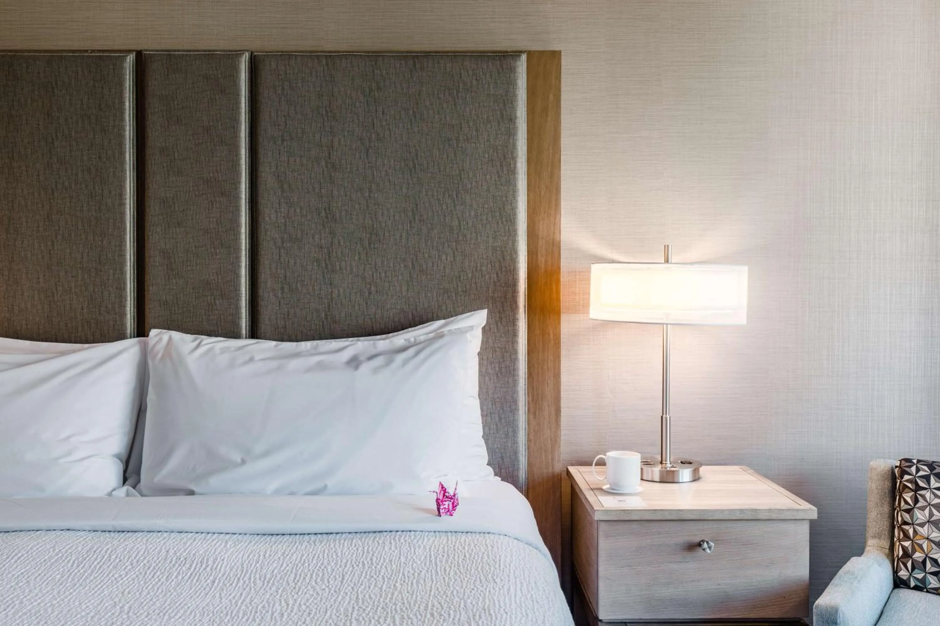 Bedroom, Bed in Coast Seattle Downtown Hotel by APA