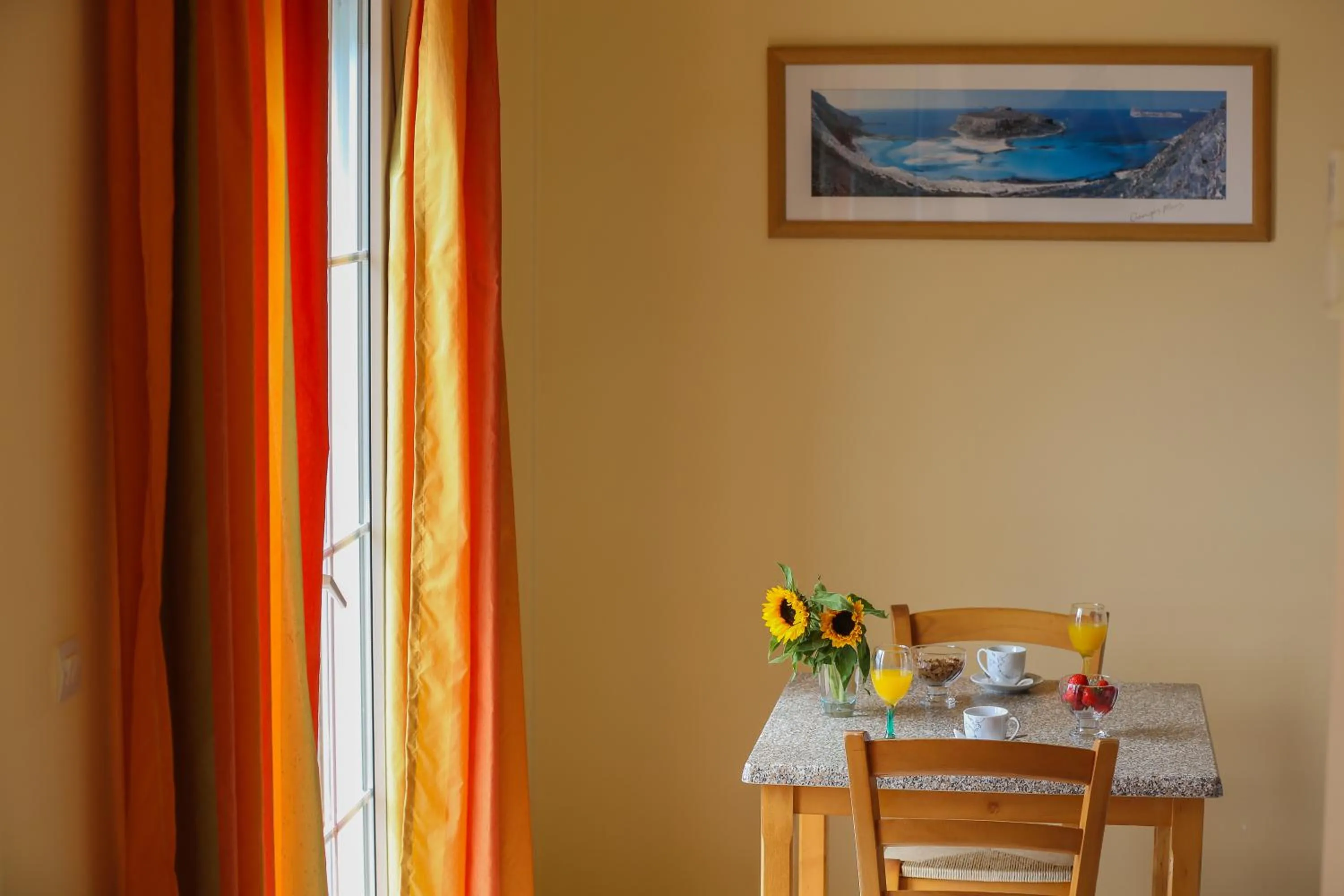 Dining area in Garbis Villas & Apartments