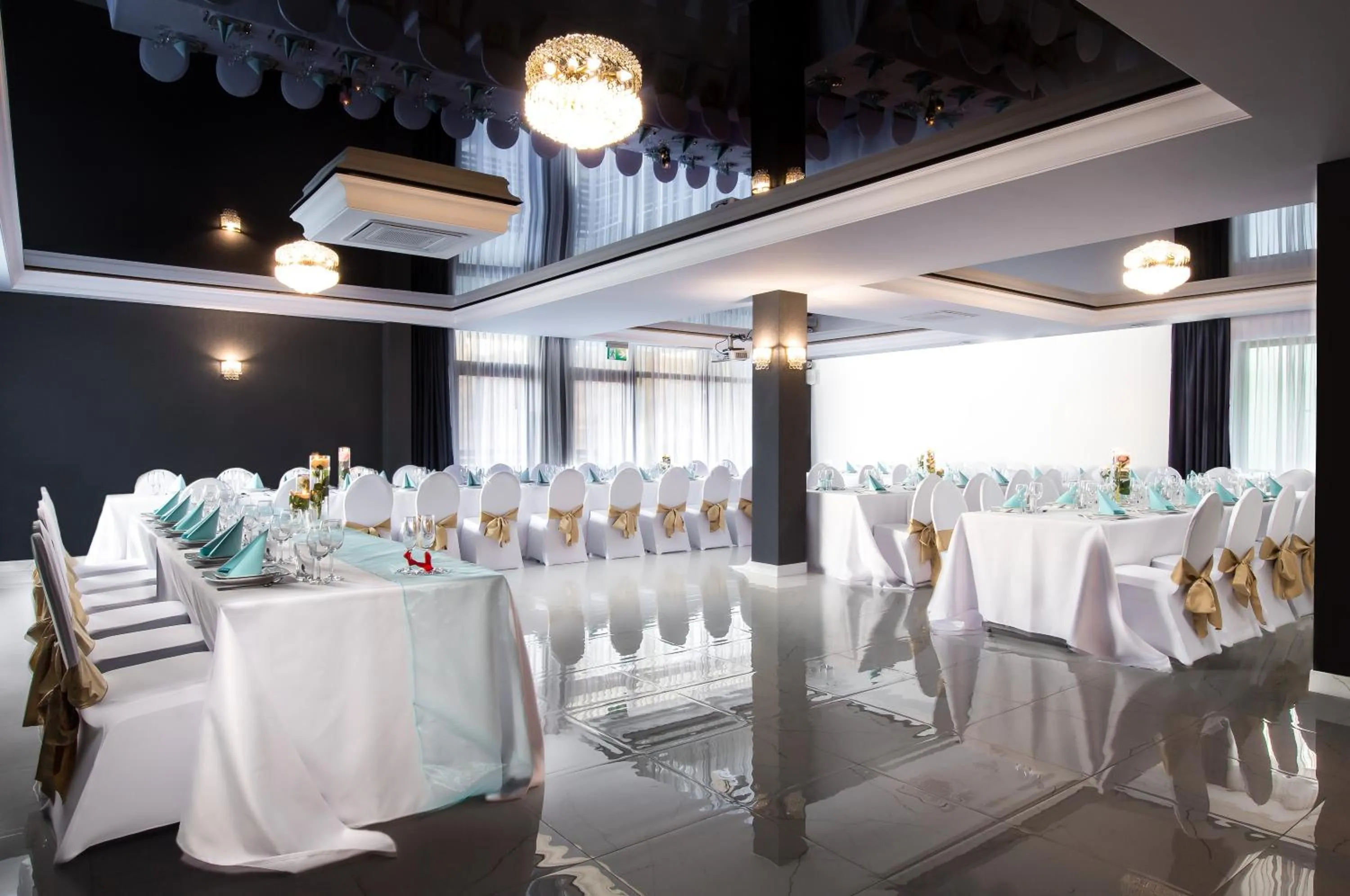 Meeting/conference room in Willa Pieńkowskich