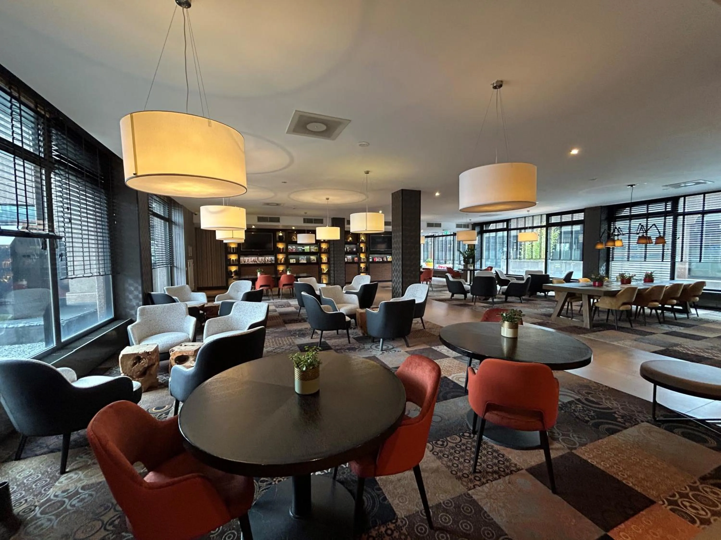 Communal lounge/ TV room in XO Hotels Park West