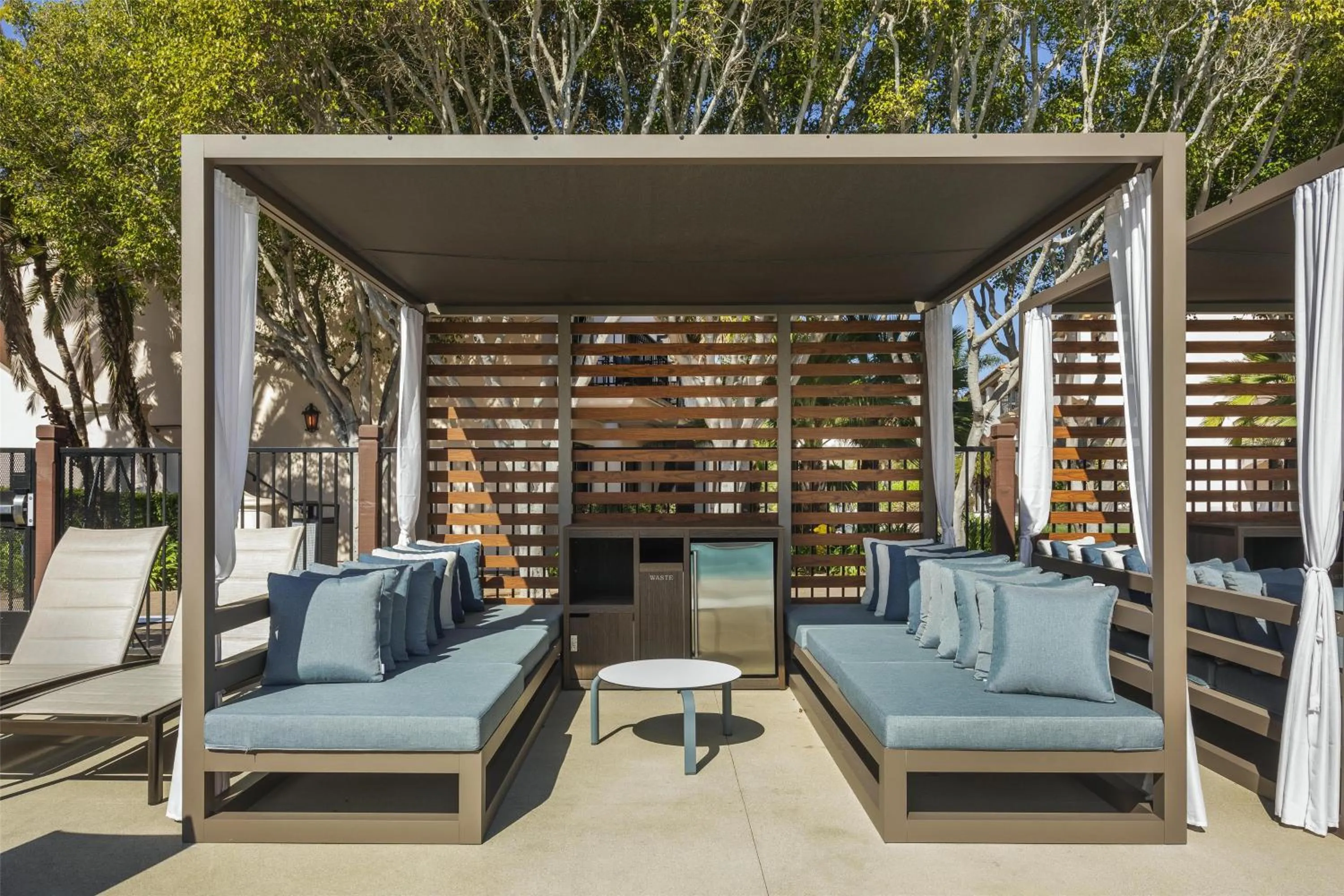 Pool view in Hilton Santa Barbara Beachfront Resort
