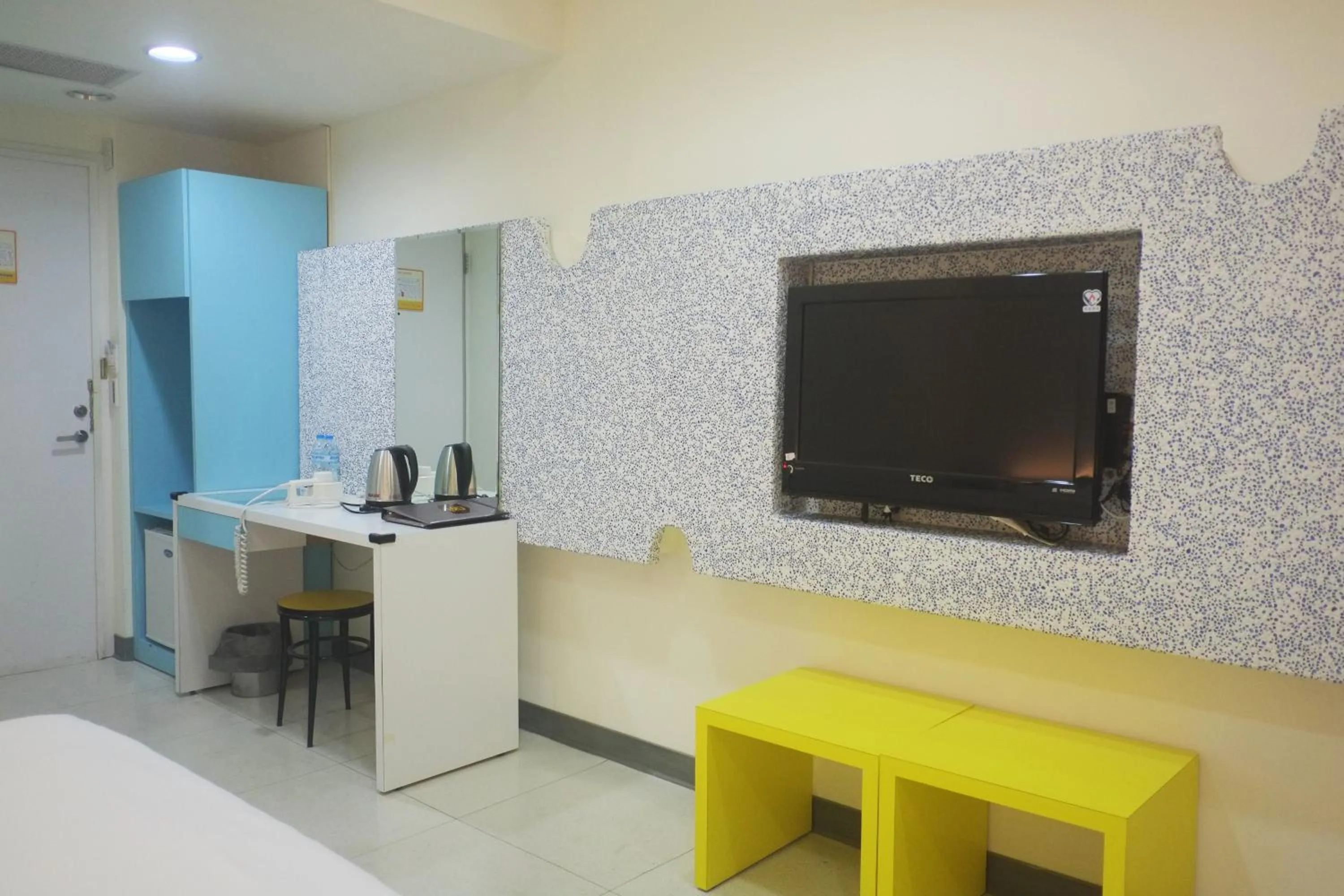 TV and multimedia in 柜富賓王旅店-台北館 Giant Rich King Plaza Hotel