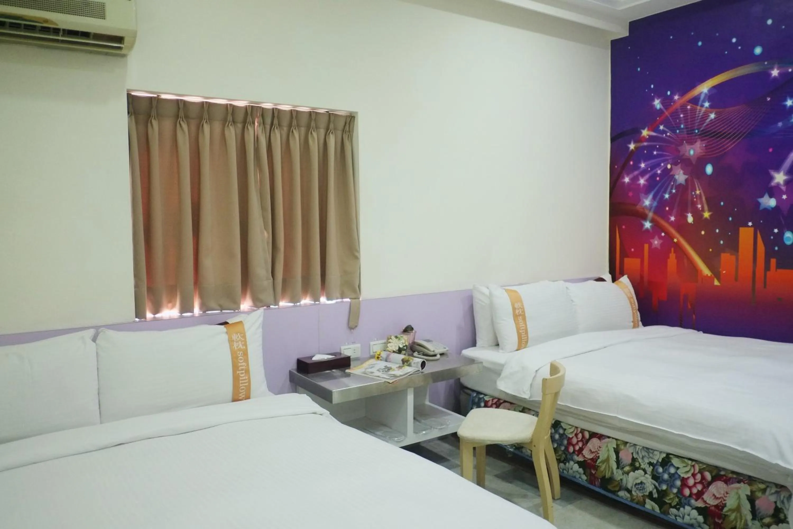 Photo of the whole room, Bed in 柜富賓王旅店-台北館 Giant Rich King Plaza Hotel