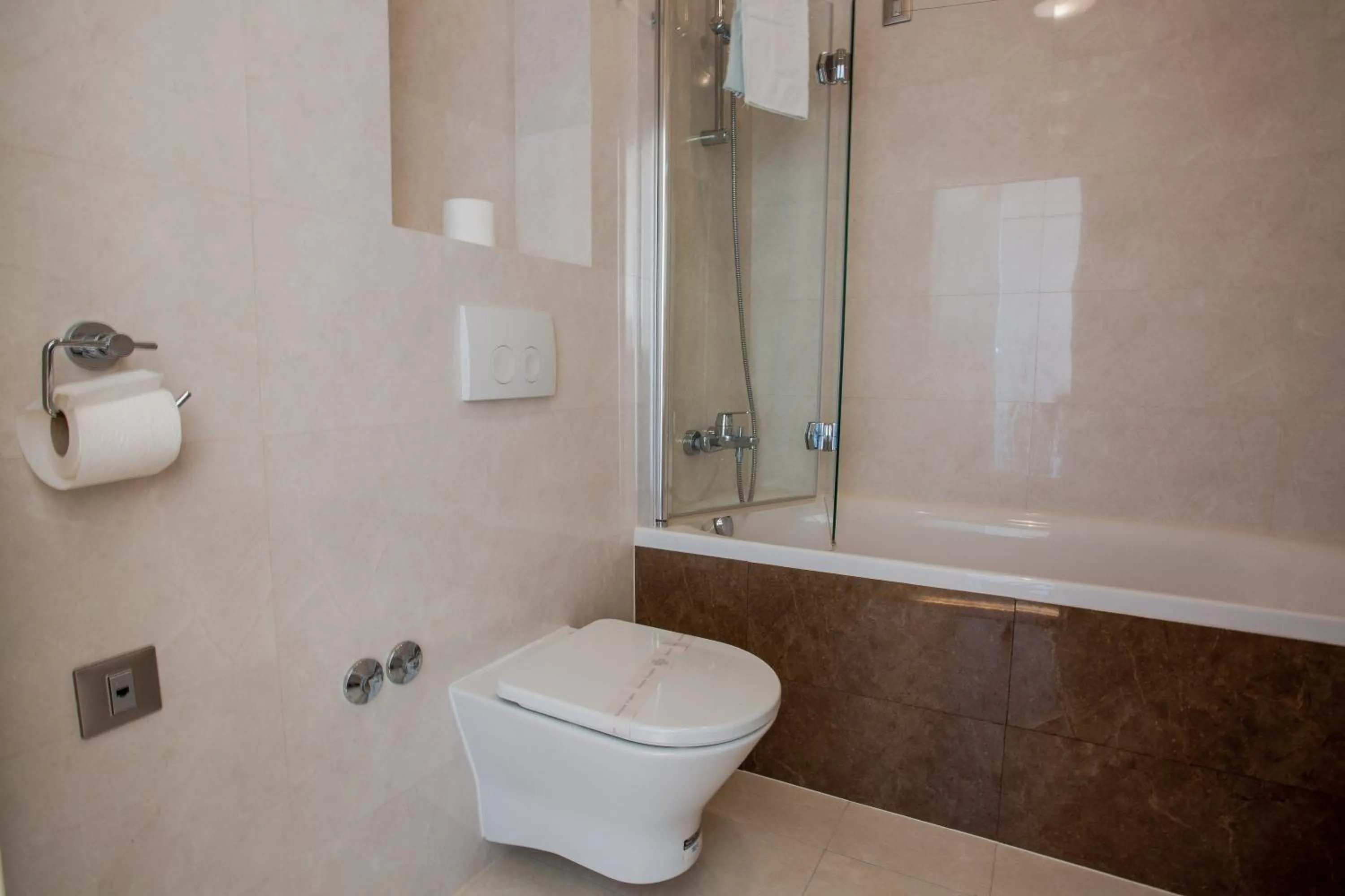 Toilet in Hotel Pleter