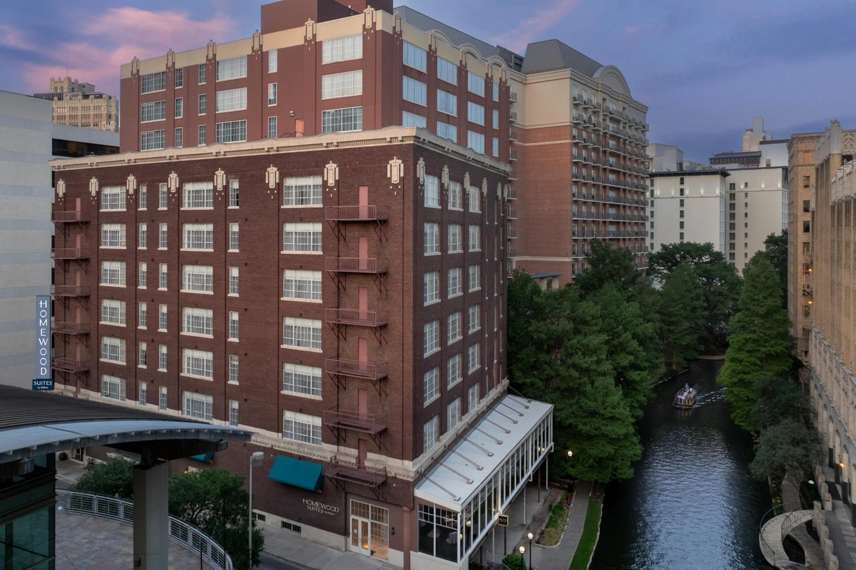 Property building in Homewood Suites by Hilton San Antonio Riverwalk/Downtown