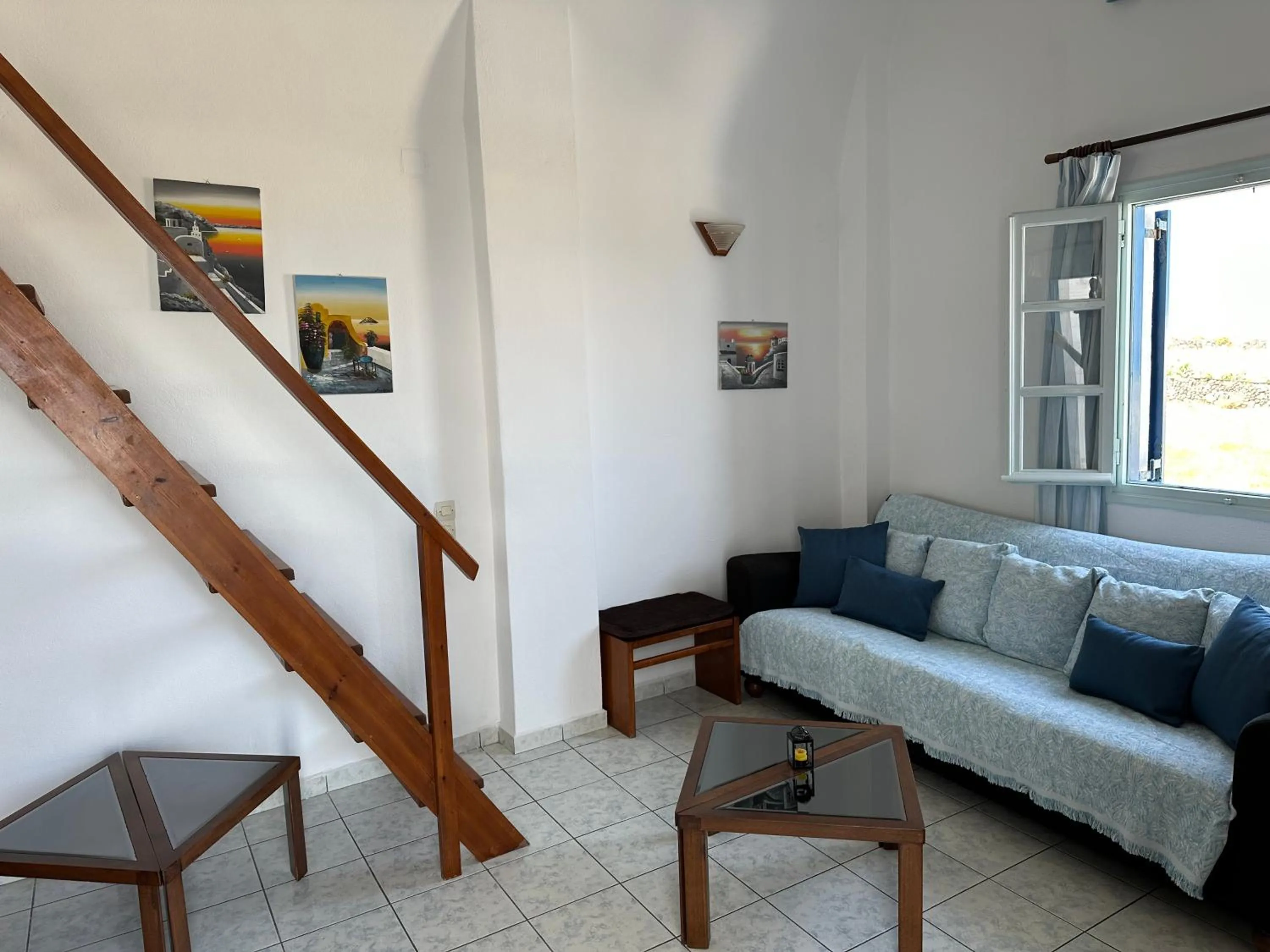 Living room in Hotel Paradisos Oia