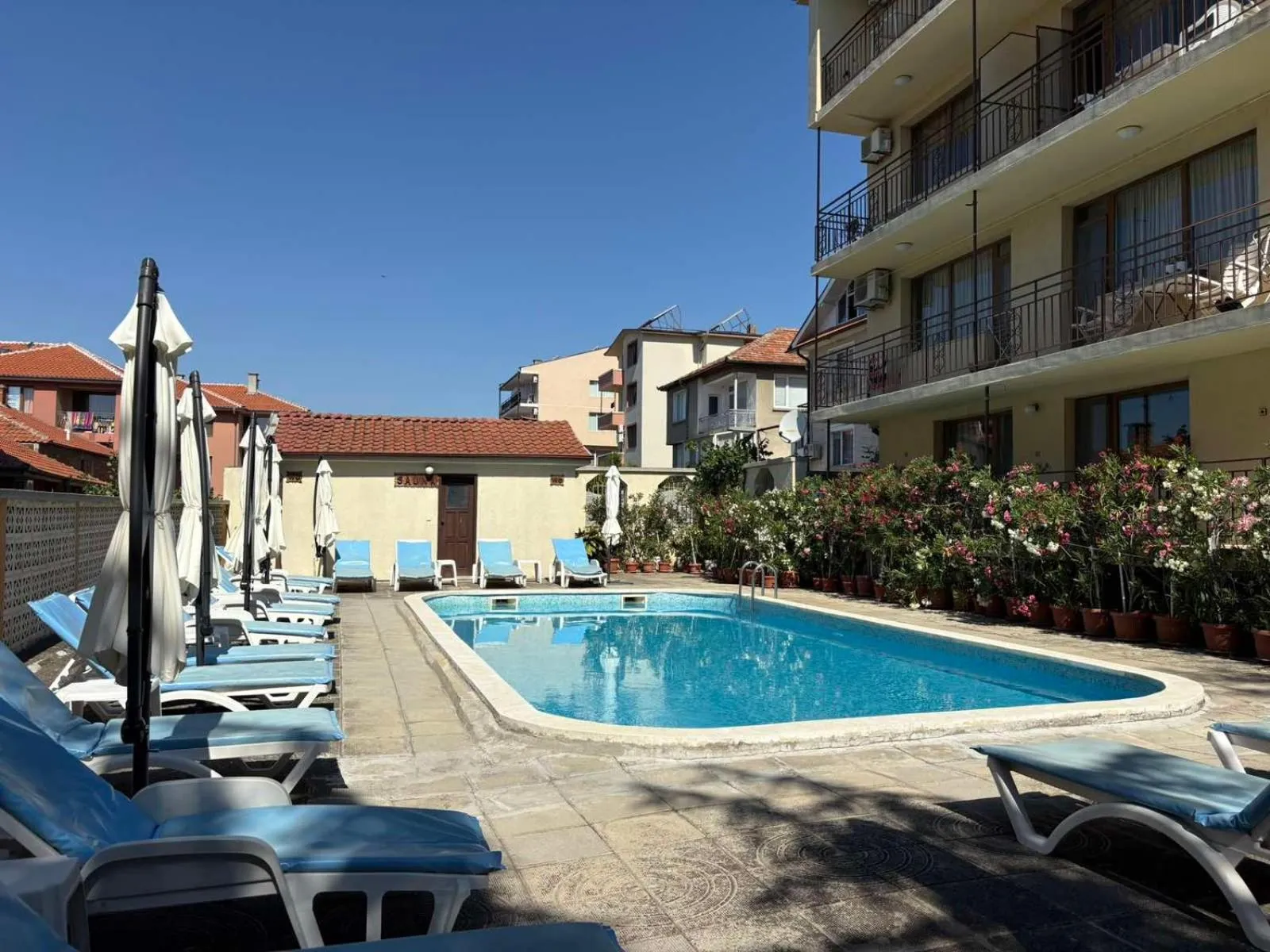 Swimming pool in Family Hotel Chris