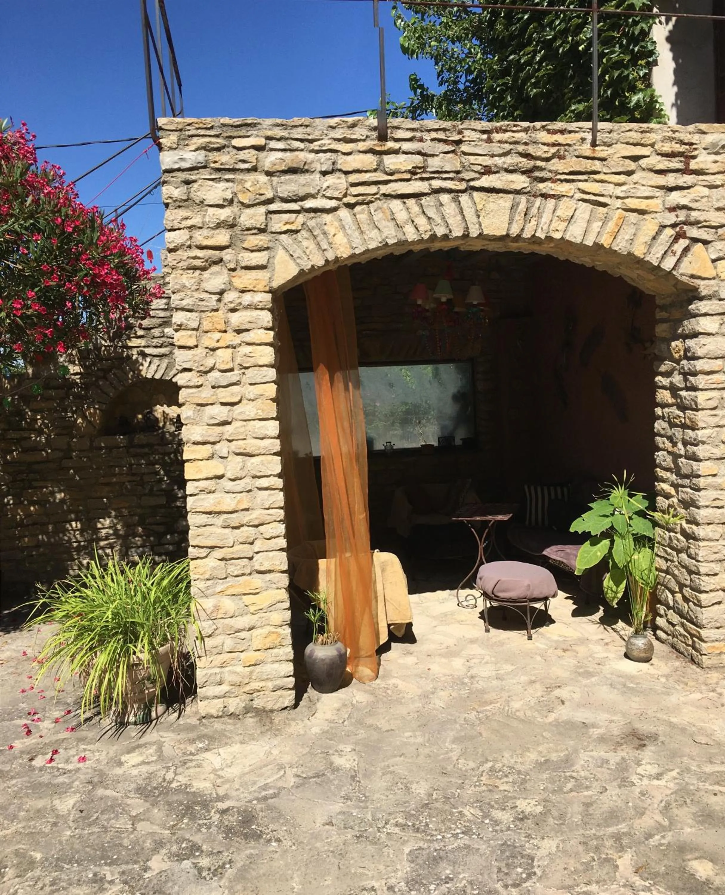 Patio in Mas des Armouriers