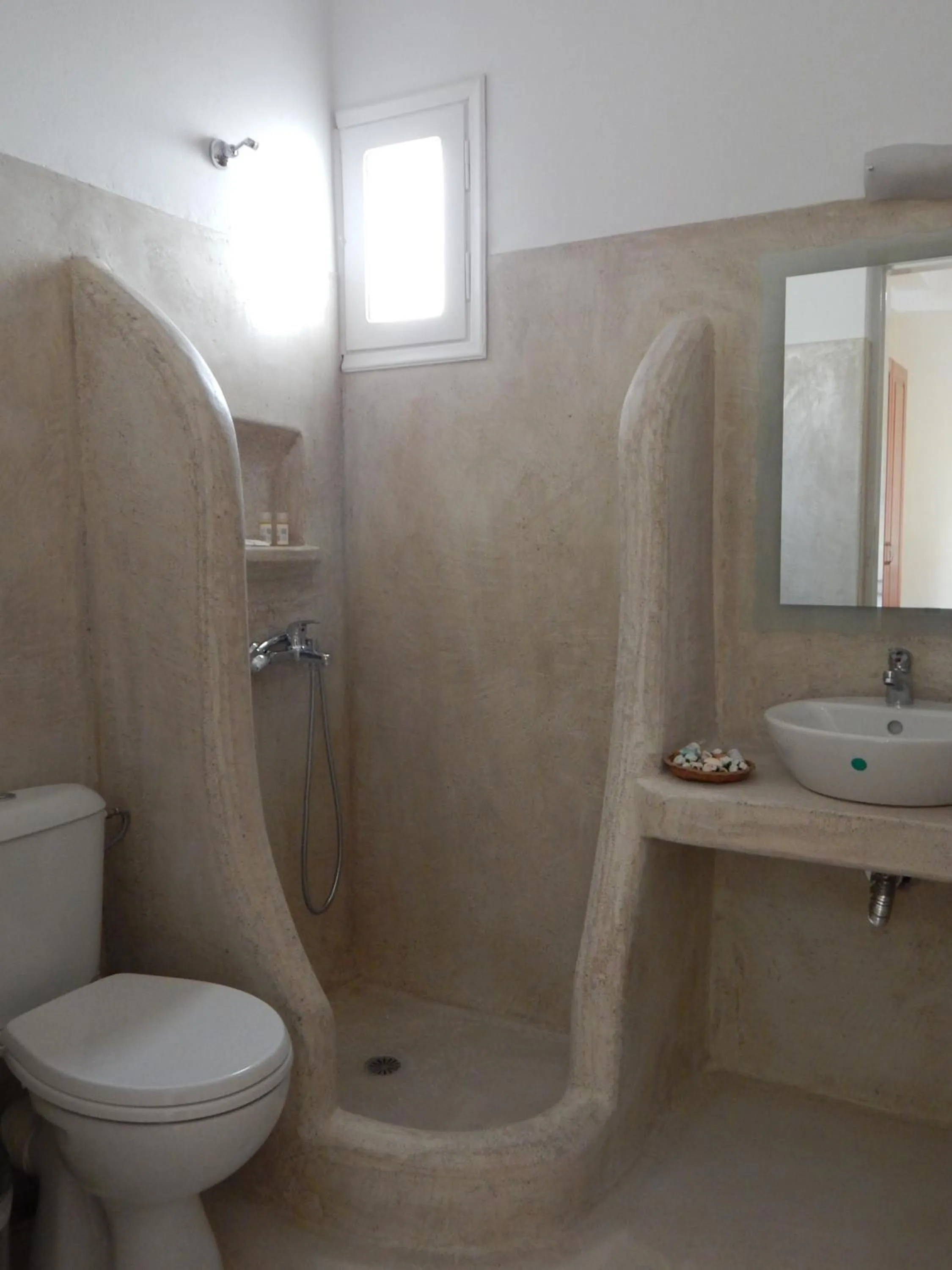 Toilet in Villa Aegeon