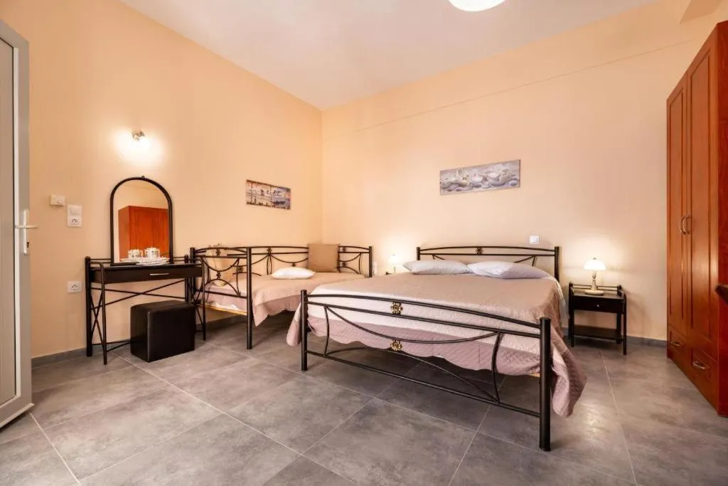 Bedroom, Bed in Villa Aegeon