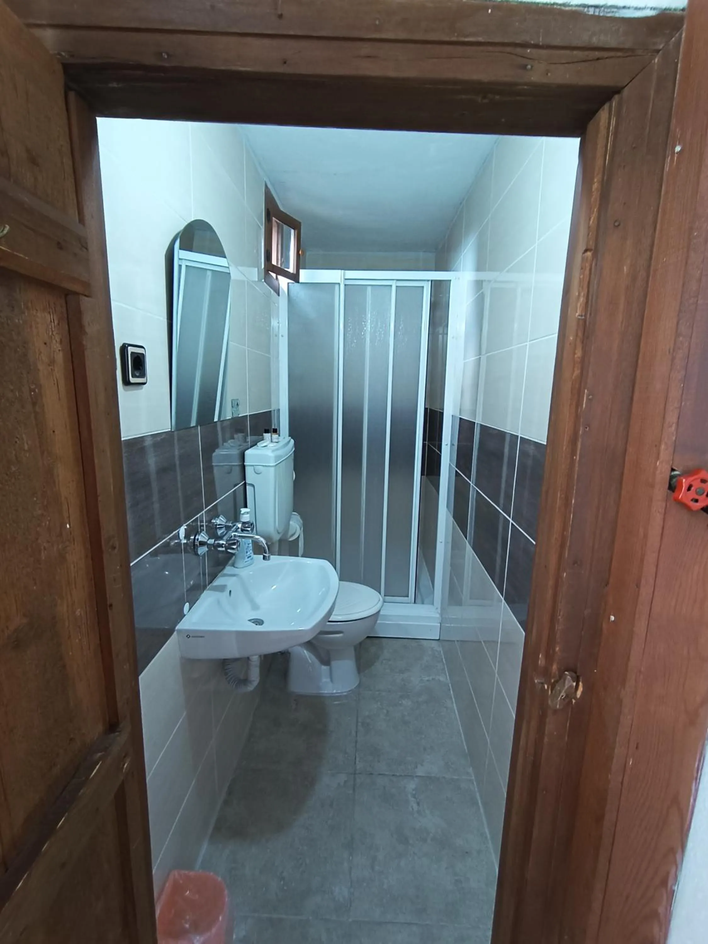 Shower in Arifbey Konak Hotel