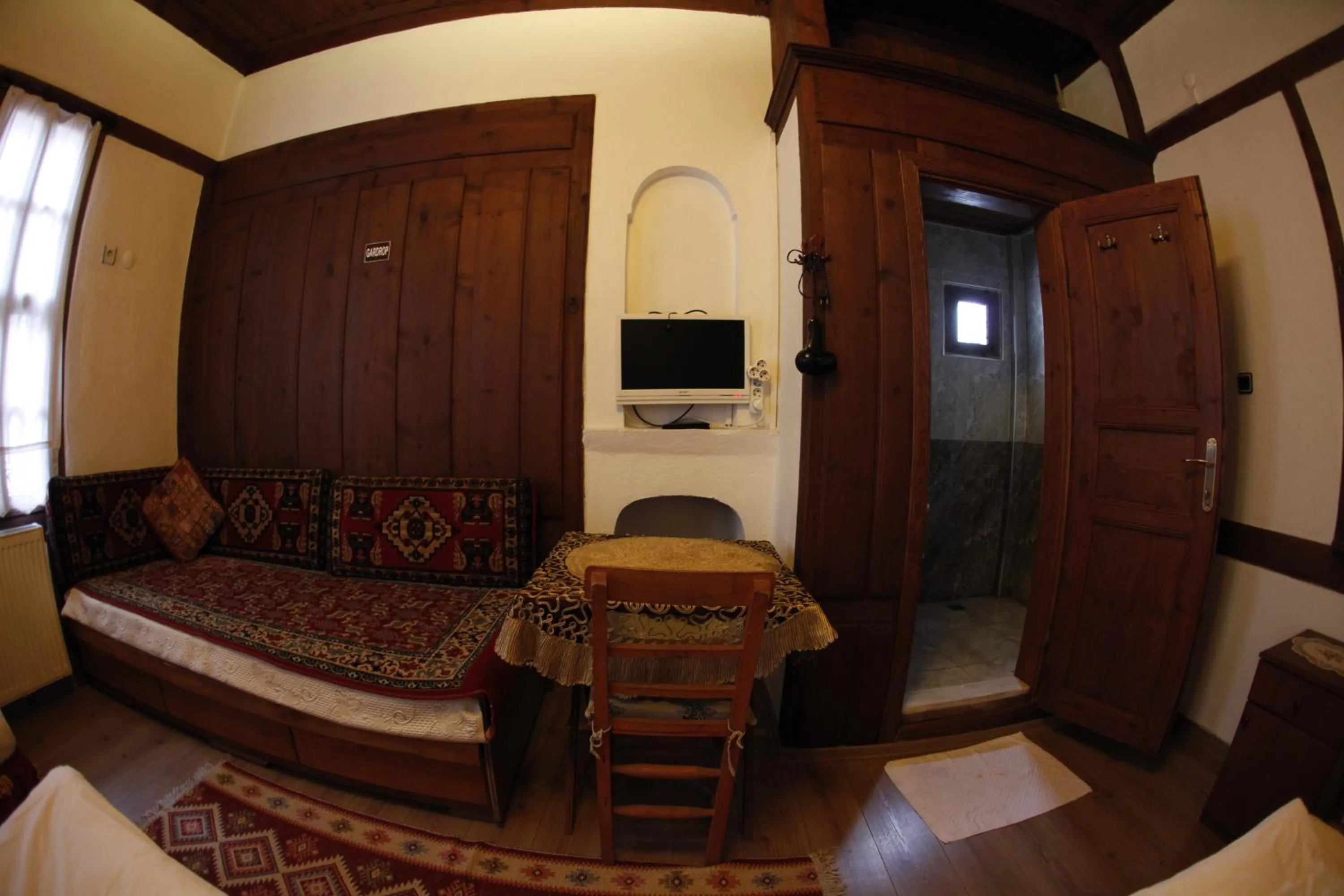 Seating area, Bed in Arifbey Konak Hotel