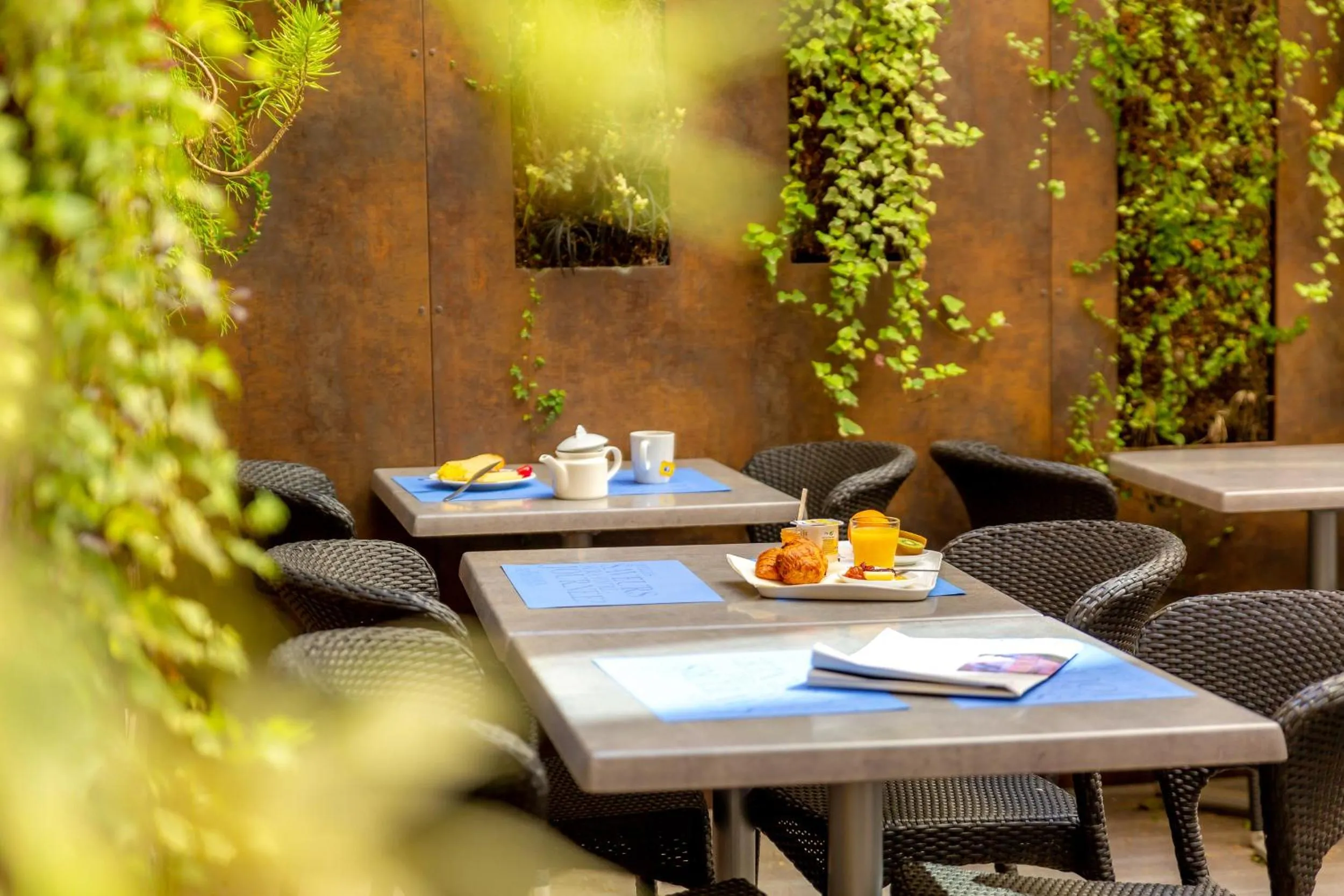 Food and drinks in Kyriad Avignon - Palais des Papes