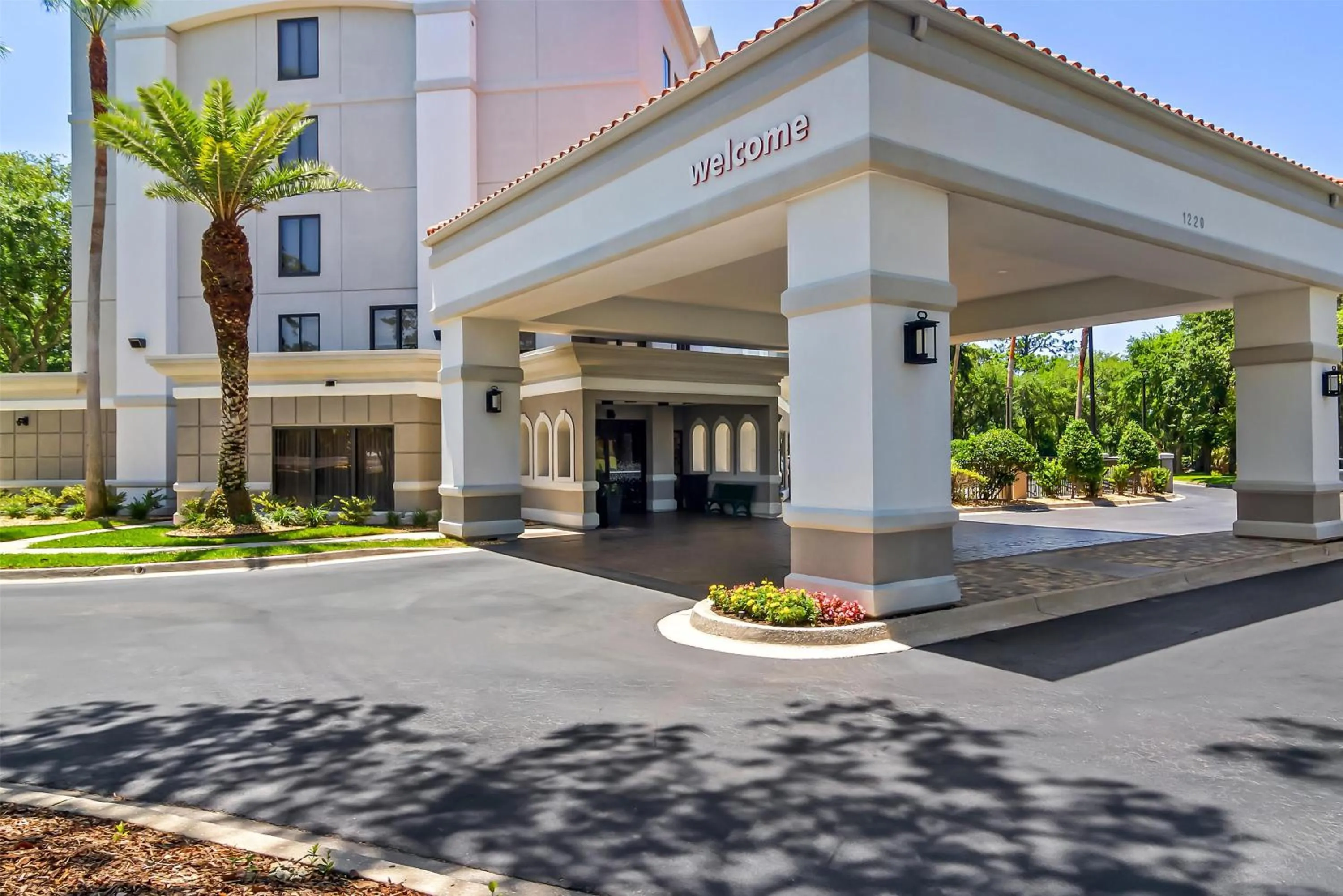Property building in Hampton Inn Jacksonville Ponte Vedra