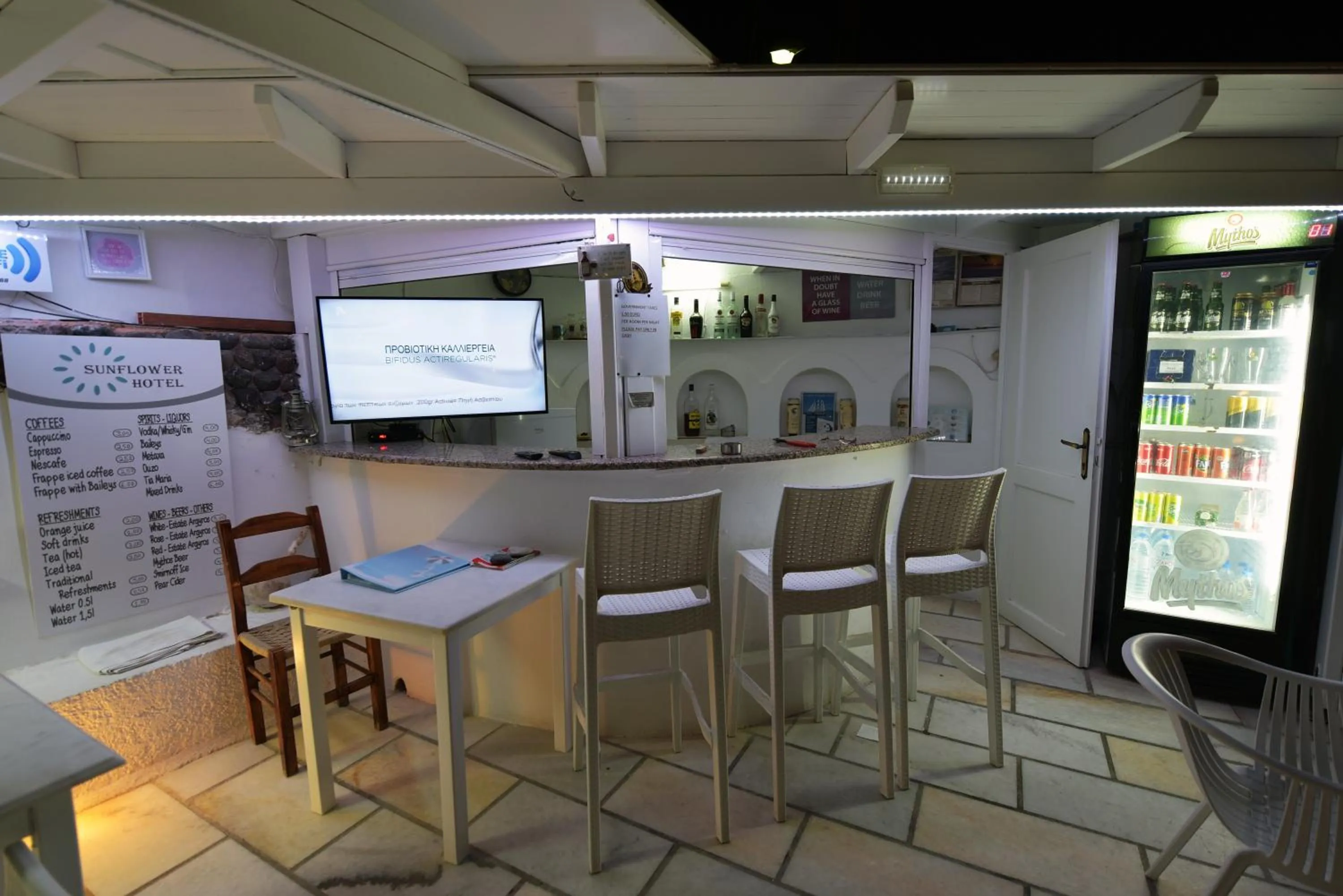 Alcoholic drinks in Sunflower ApartHotel