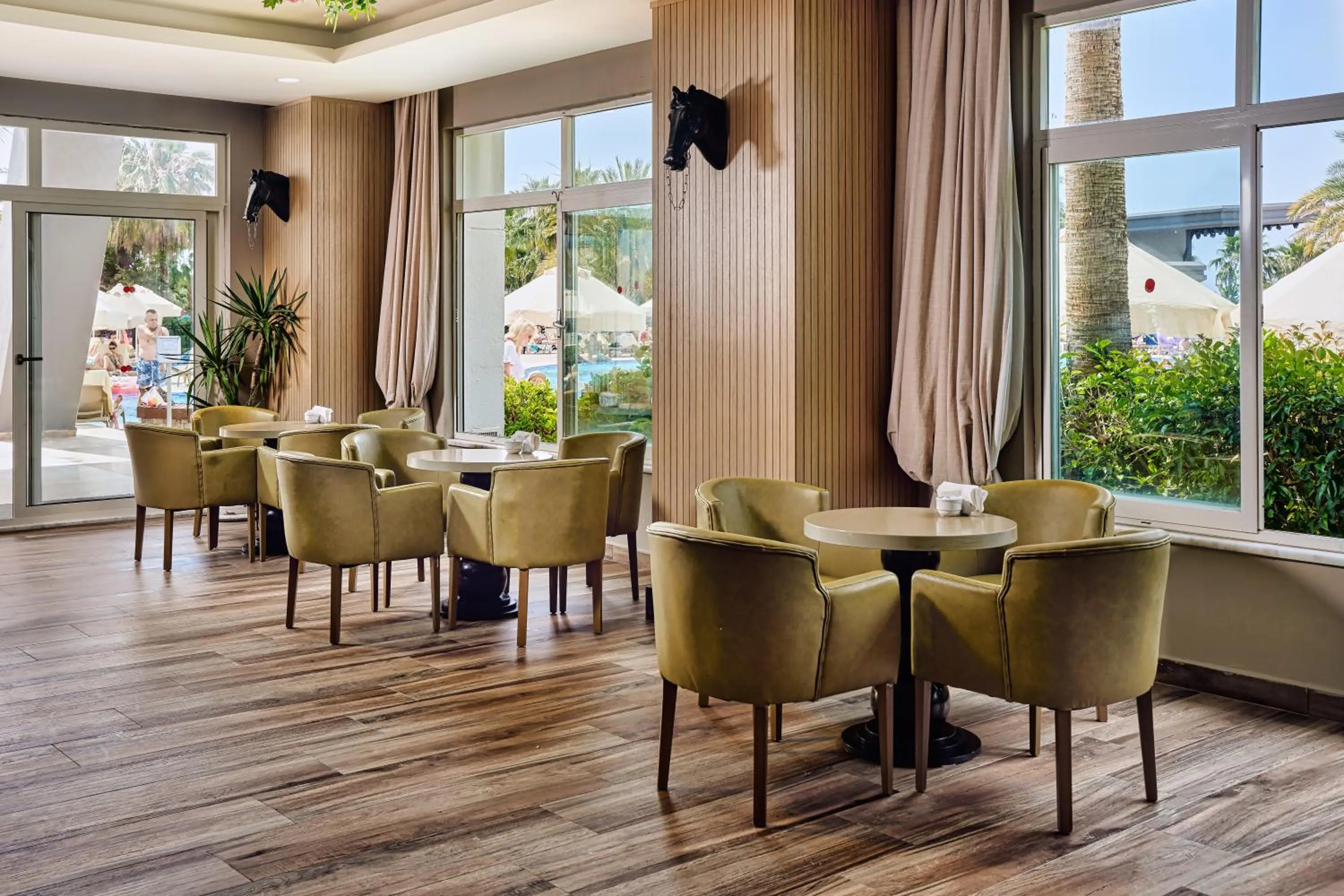 Restaurant/places to eat in Seaden Sea Planet Resort & Spa