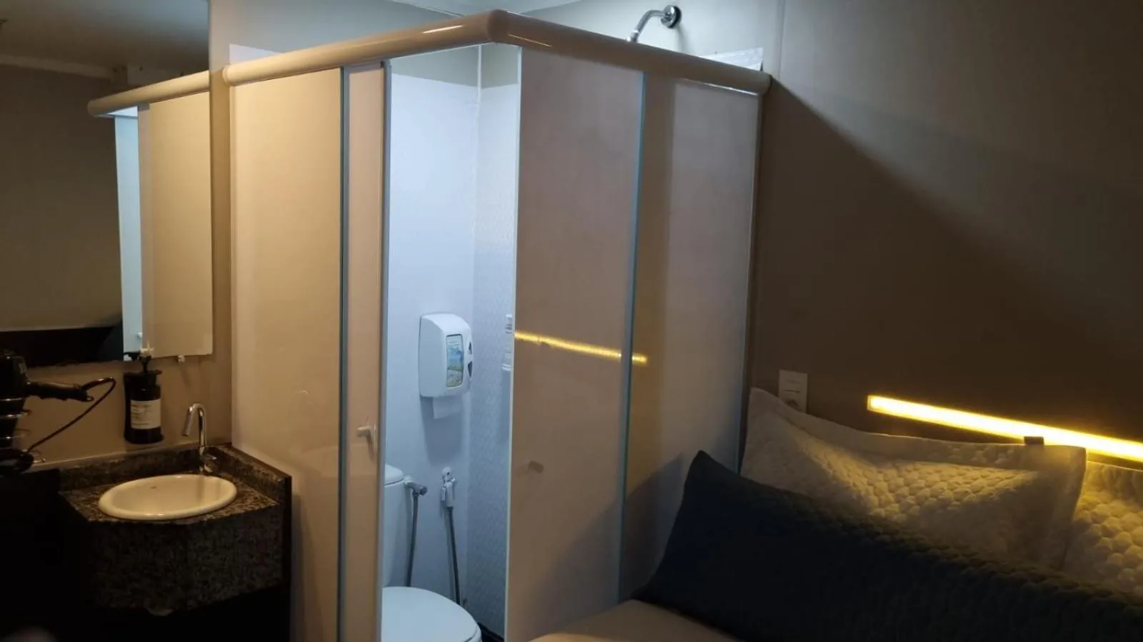 Toilet in Hotel Aero Sleep Campinas