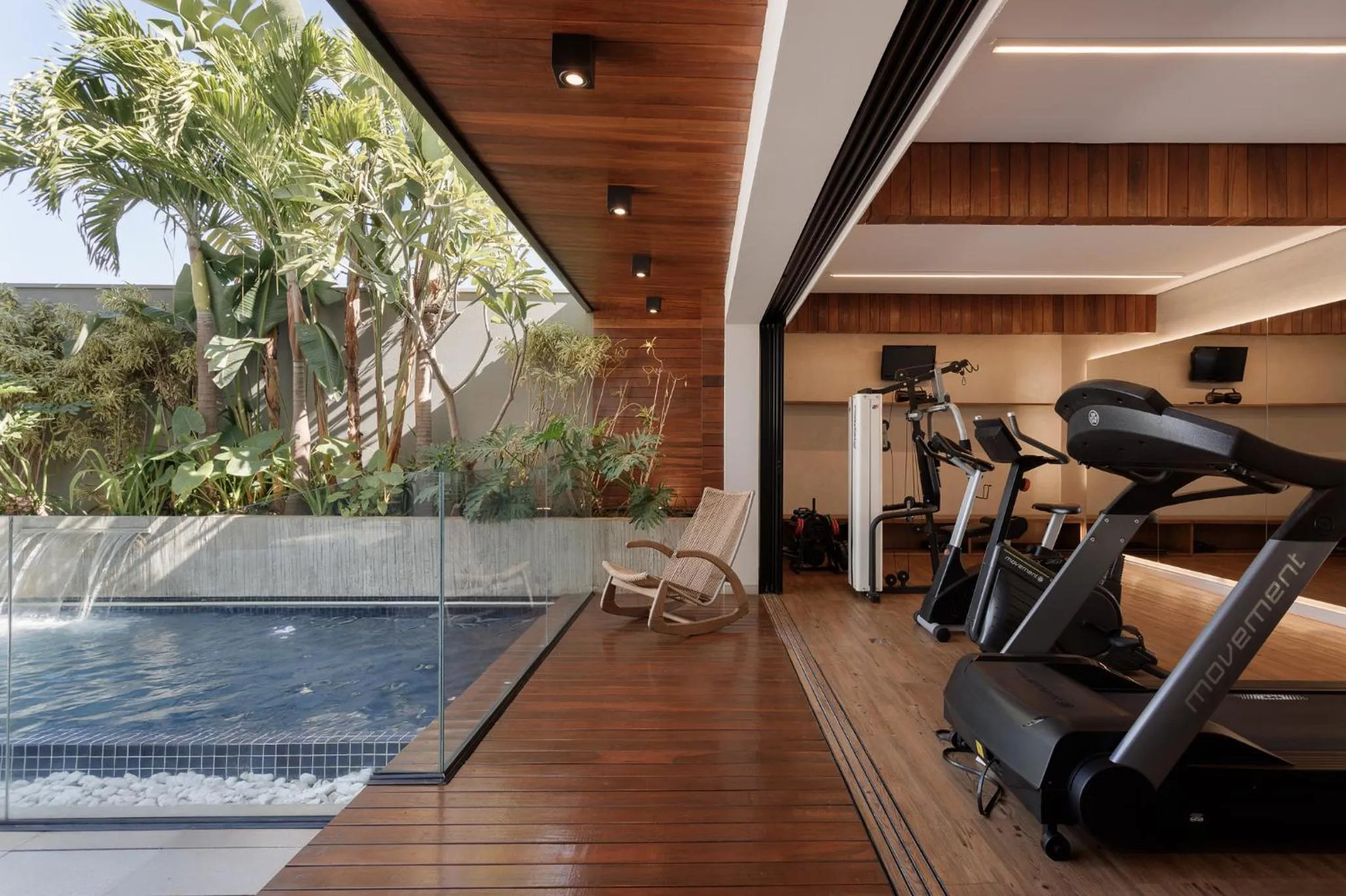 Fitness centre/facilities in JR Hotel
