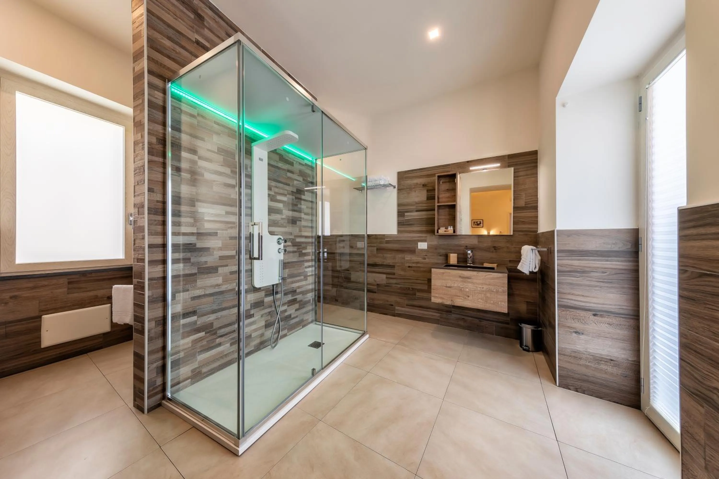 Bathroom in Napoli Squares Suites