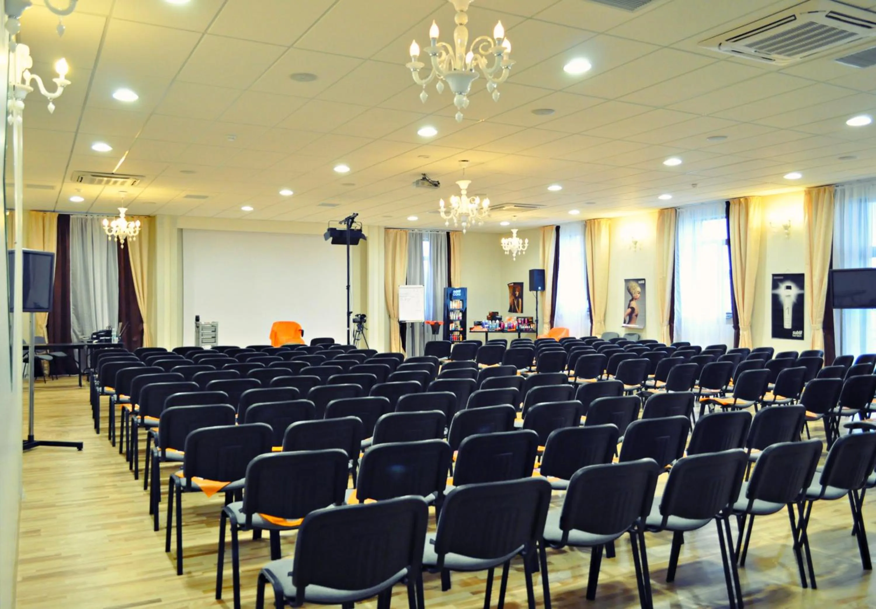 Business facilities in Lviv Ramada Hotel