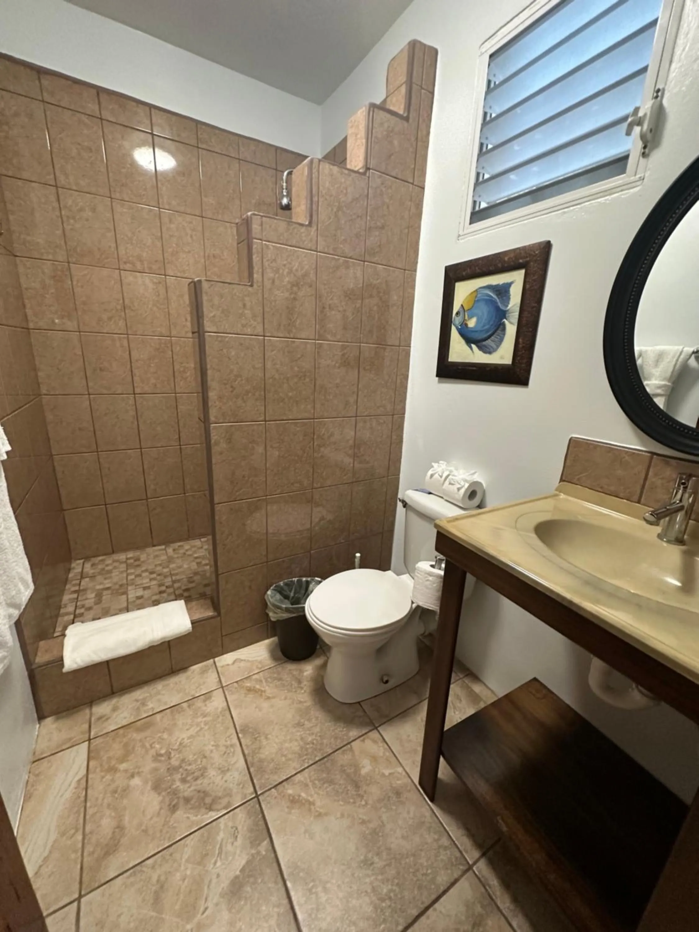 Shower in All Seasons Belize