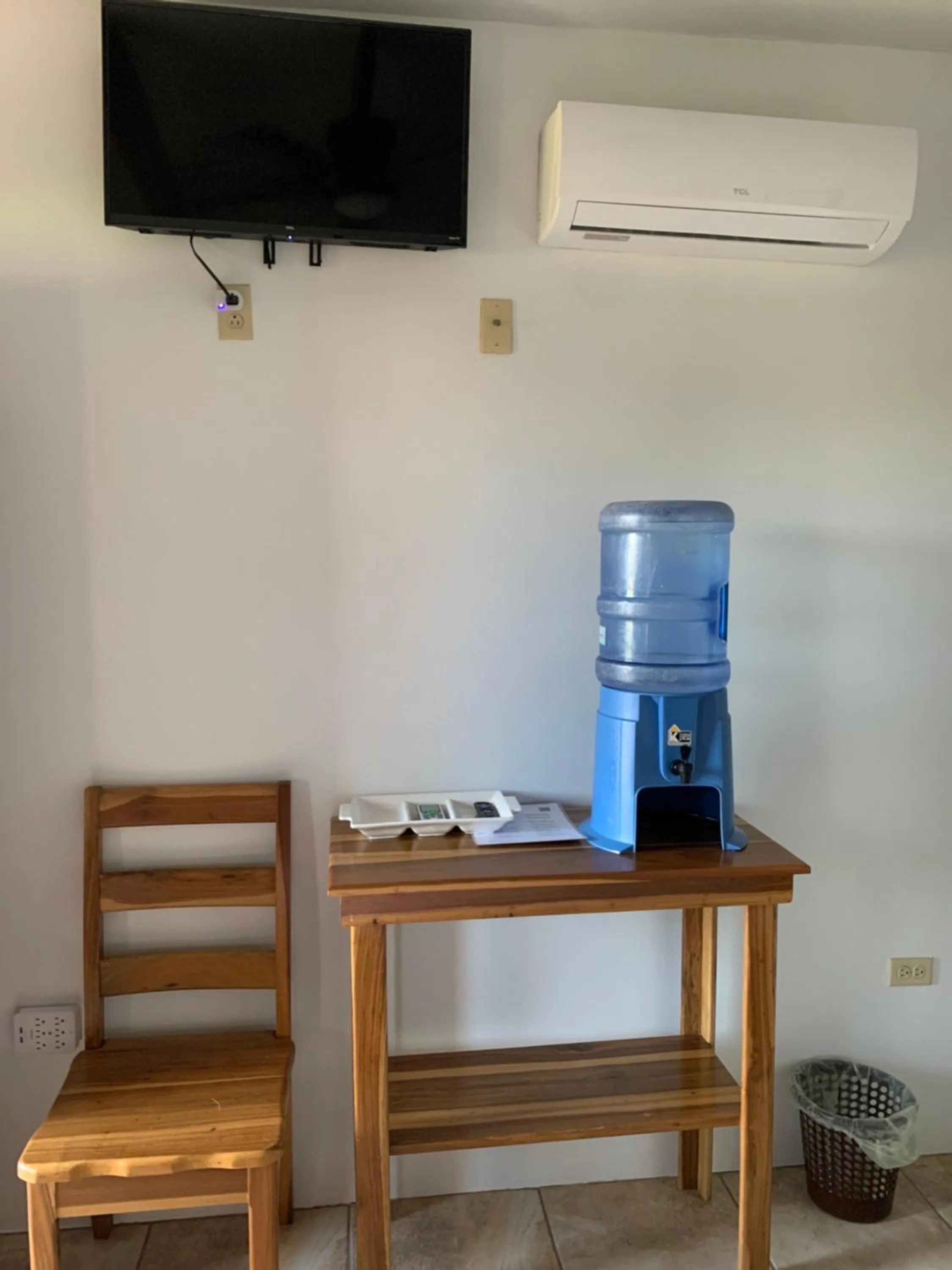 TV and multimedia in All Seasons Belize