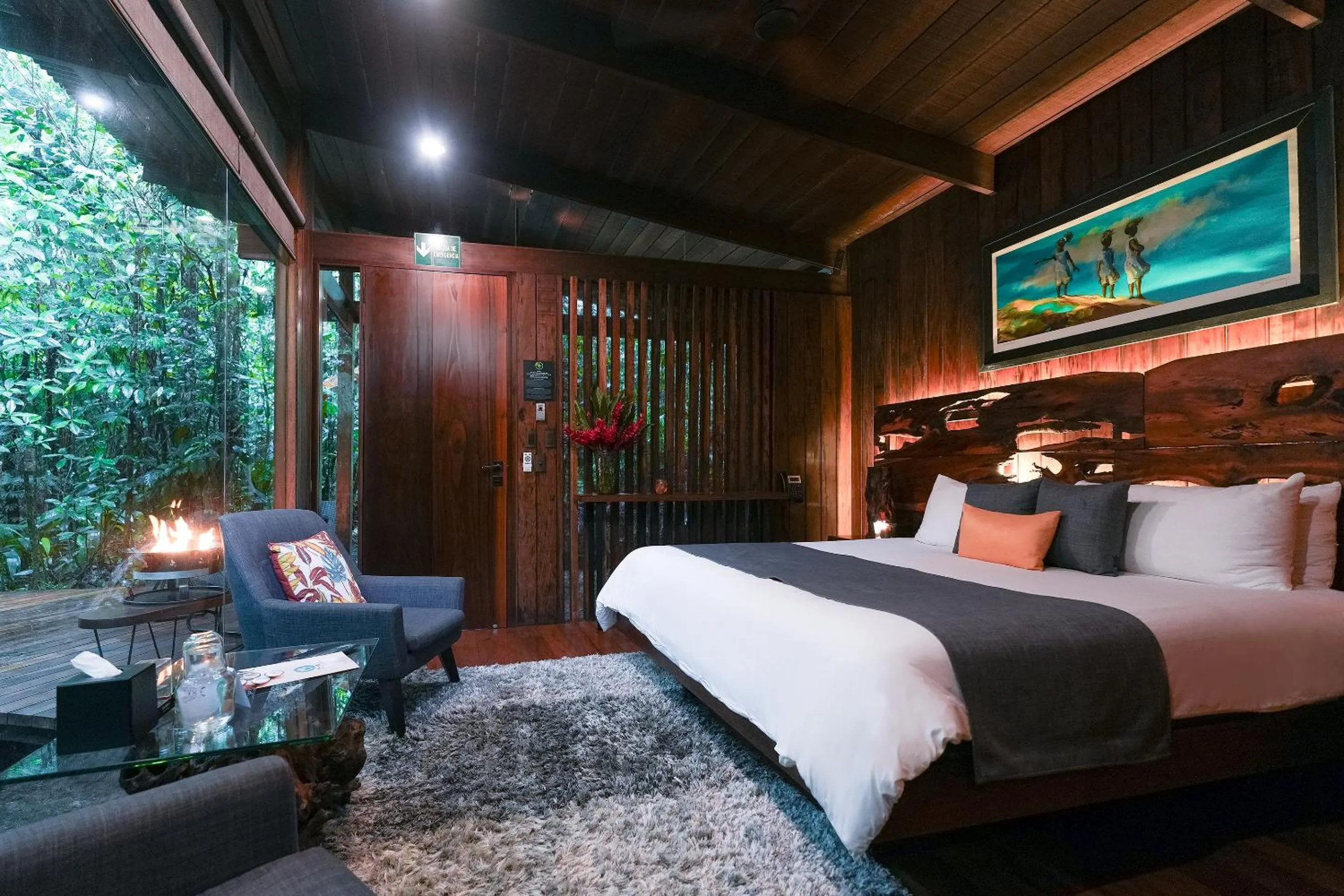 Photo of the whole room, Bed in Ecolirios Boutique Hotel & Villas