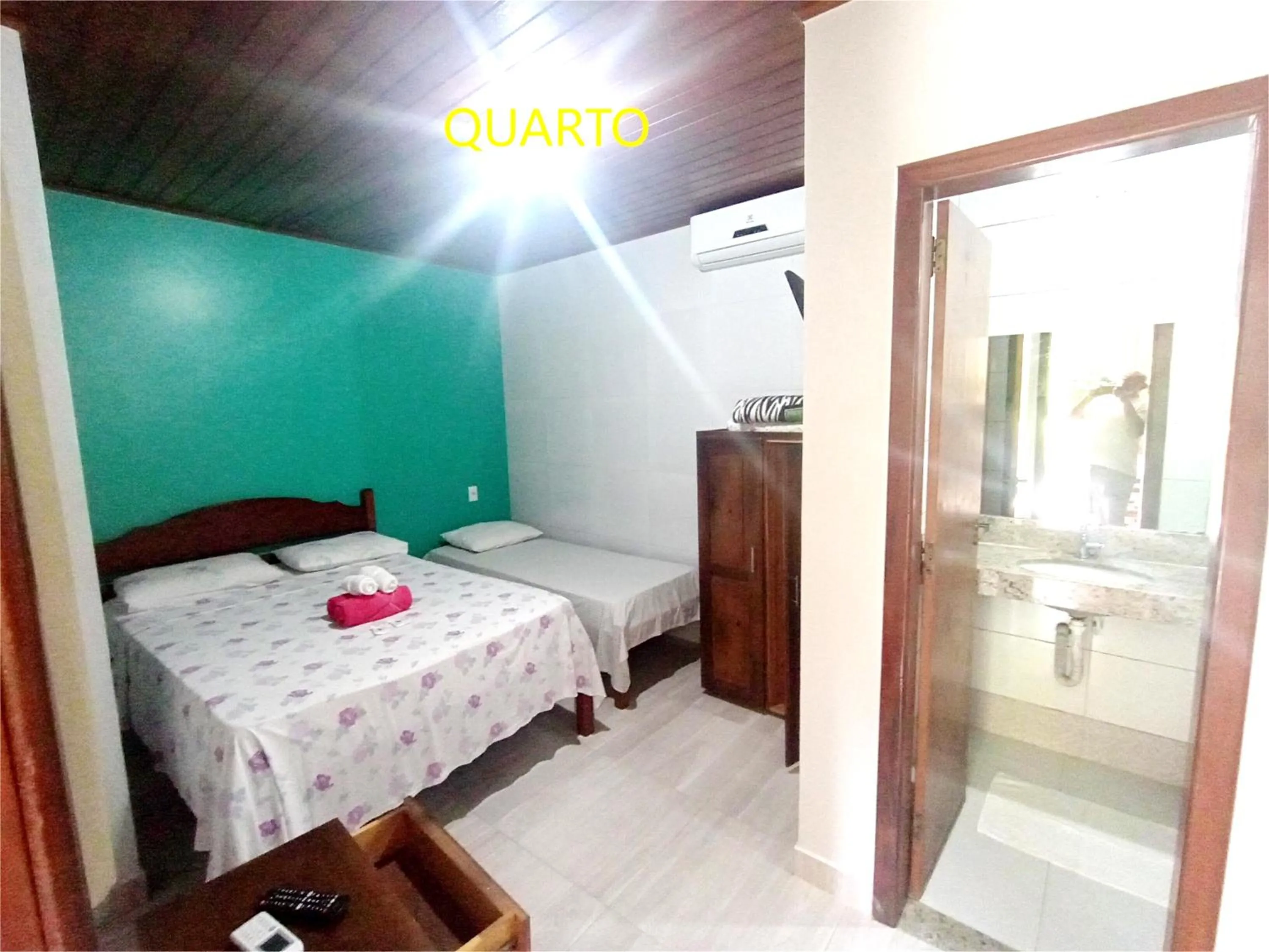 Photo of the whole room, Bed in Pousada Lagoa Flat