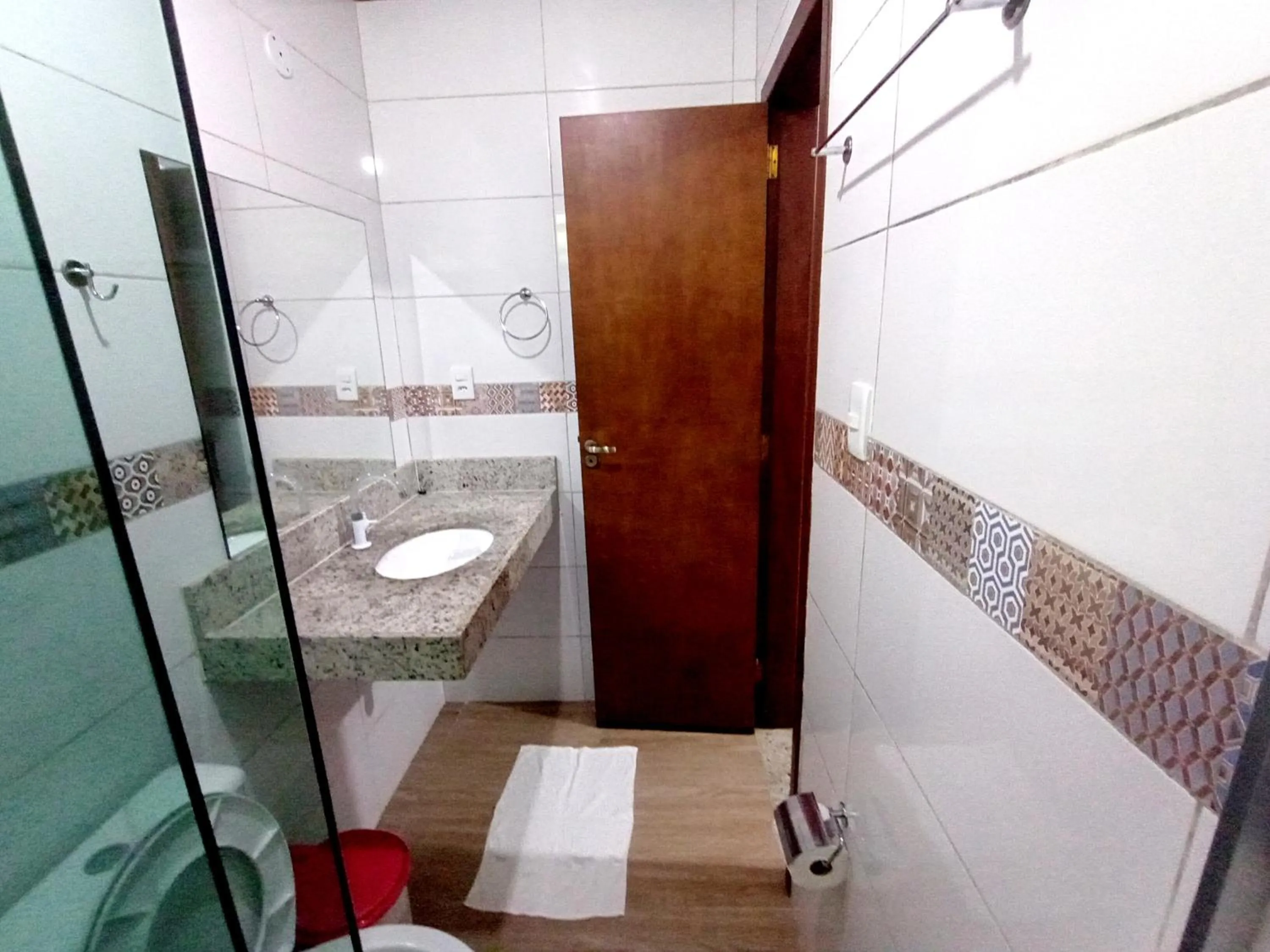 Toilet in Pousada Lagoa Flat